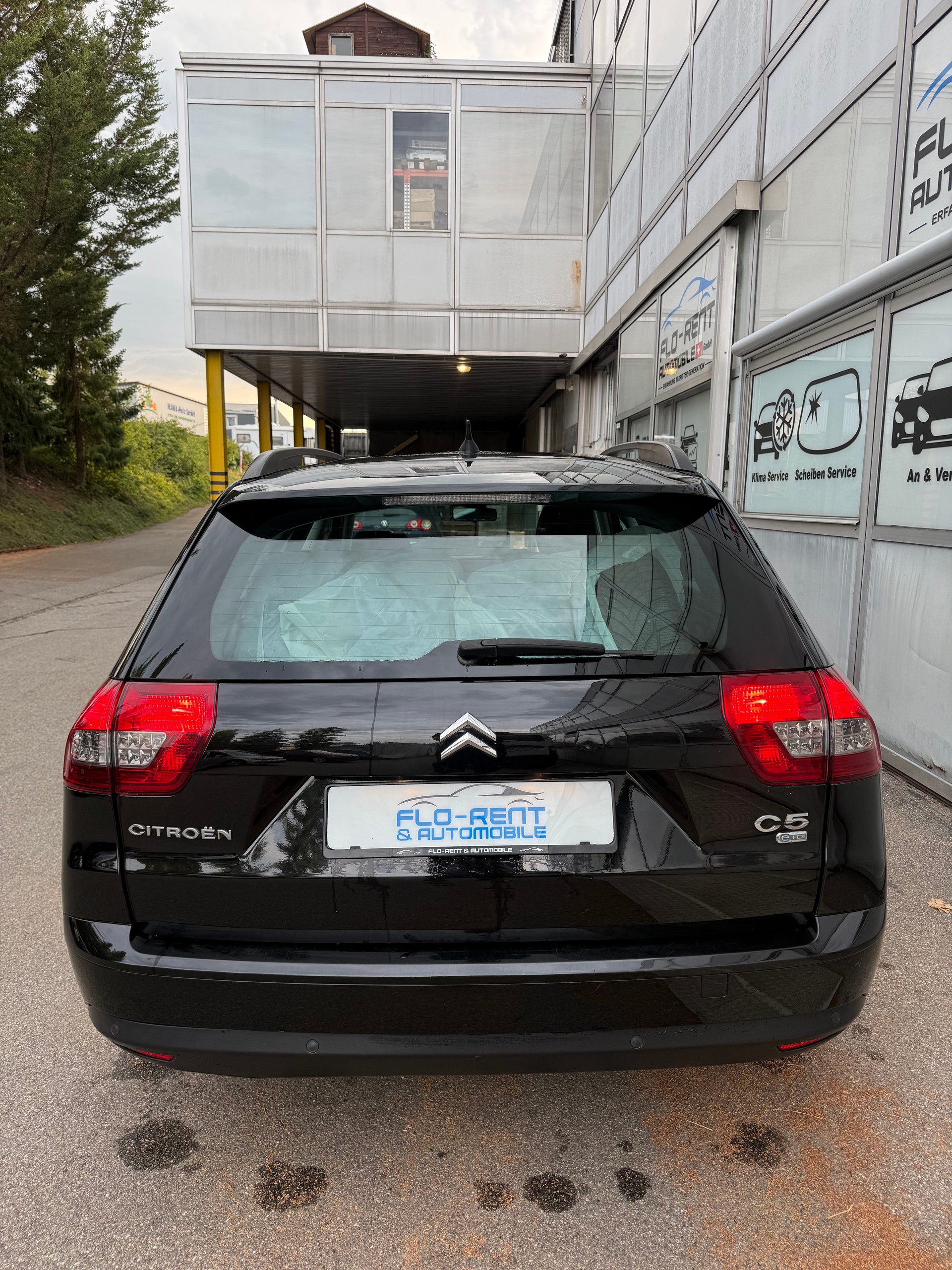CITROEN C5 Tourer 1.6 e-HDi Attraction EGS6 || Frisch ab MFK-image-3
