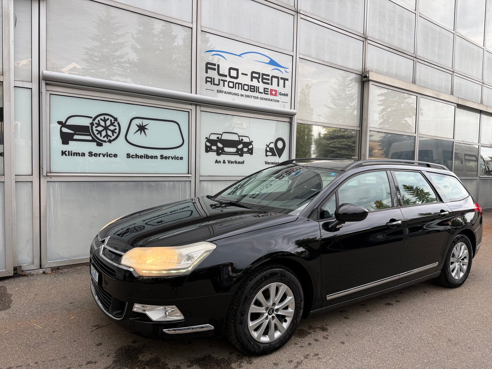 CITROEN C5 Tourer 1.6 e-HDi Attraction EGS6 || Frisch ab MFK-image-0
