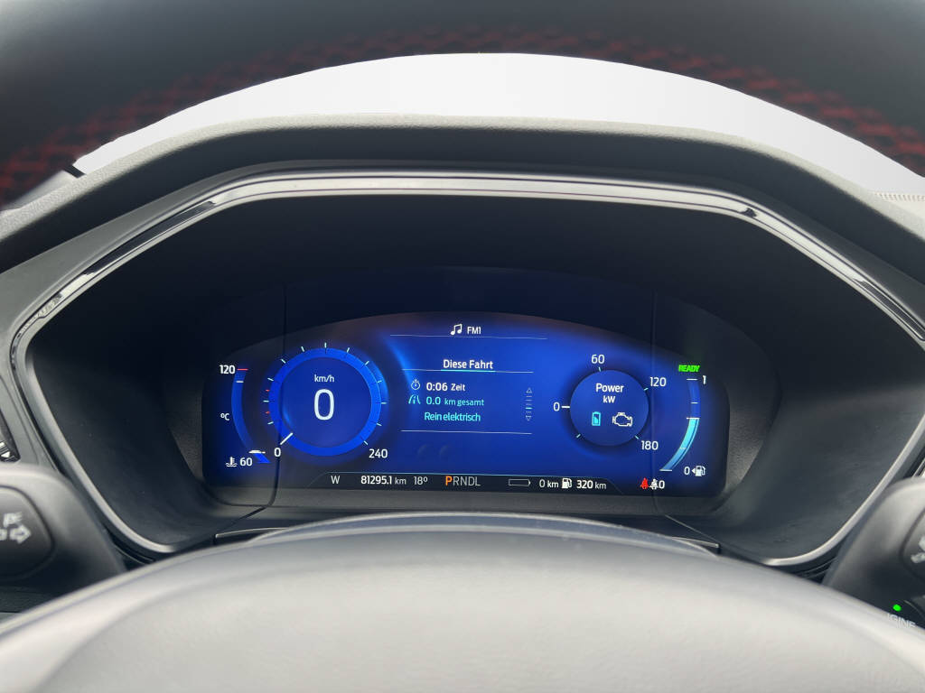 FORD Kuga 2.5 Plug-in Hybrid ST-Line X-image-10