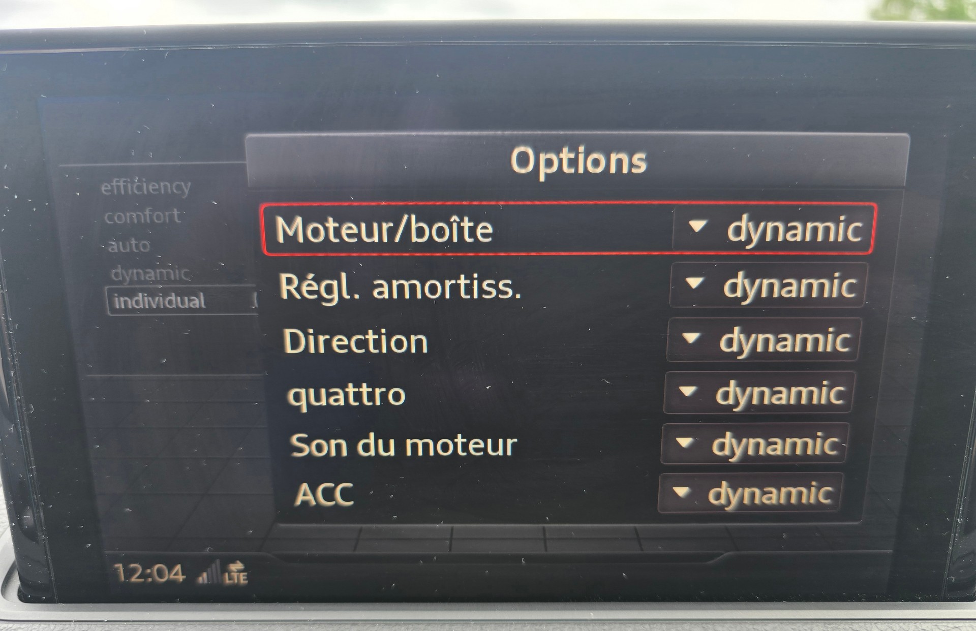 AUDI S3 Sportback 2.0 TFSI quattro S-tronic-image-15