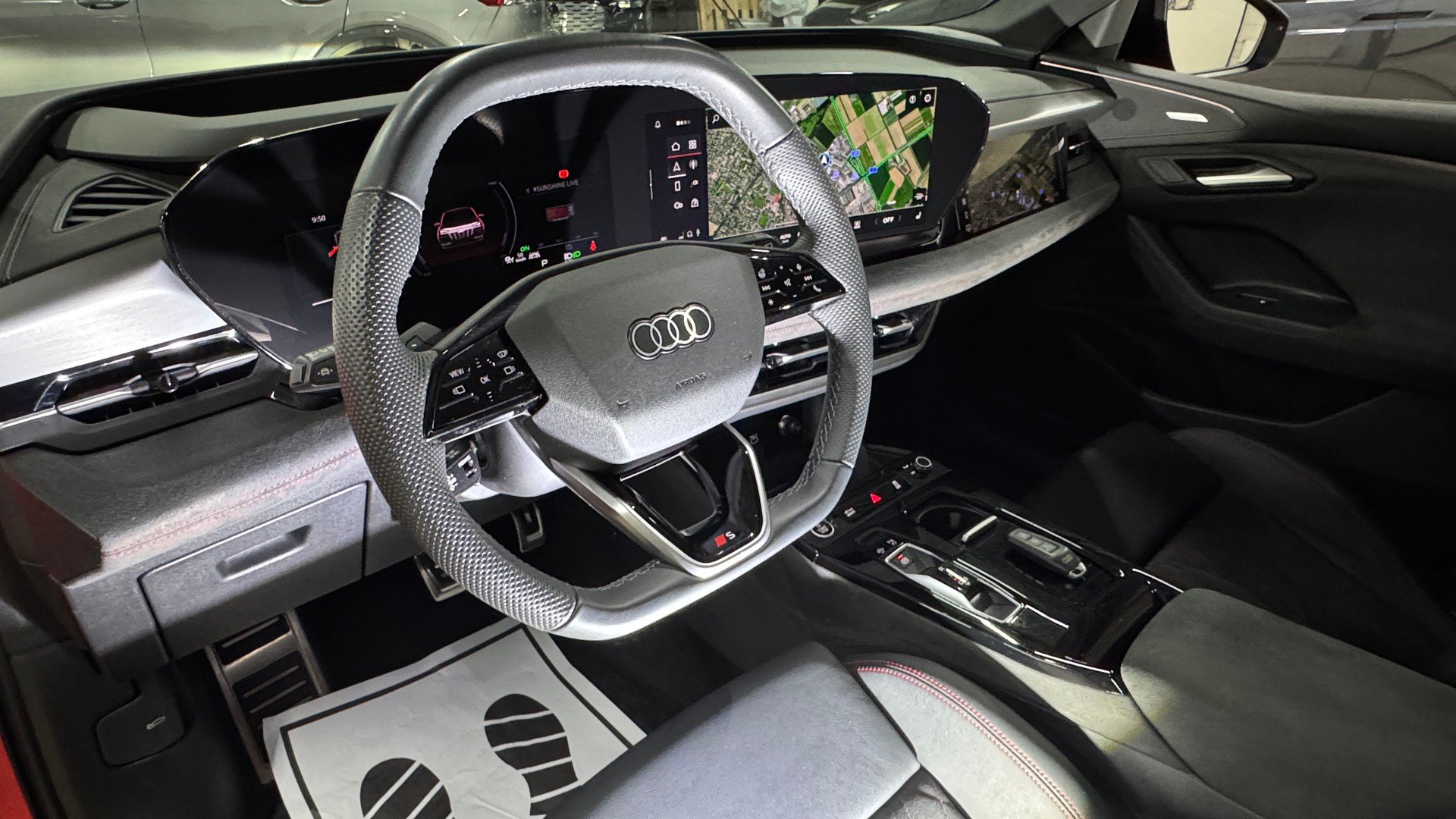 AUDI Q6 e-tron S-LINE quattro 388PS // CH-Fahrzeug // VOLL-Ausstattung-image-11