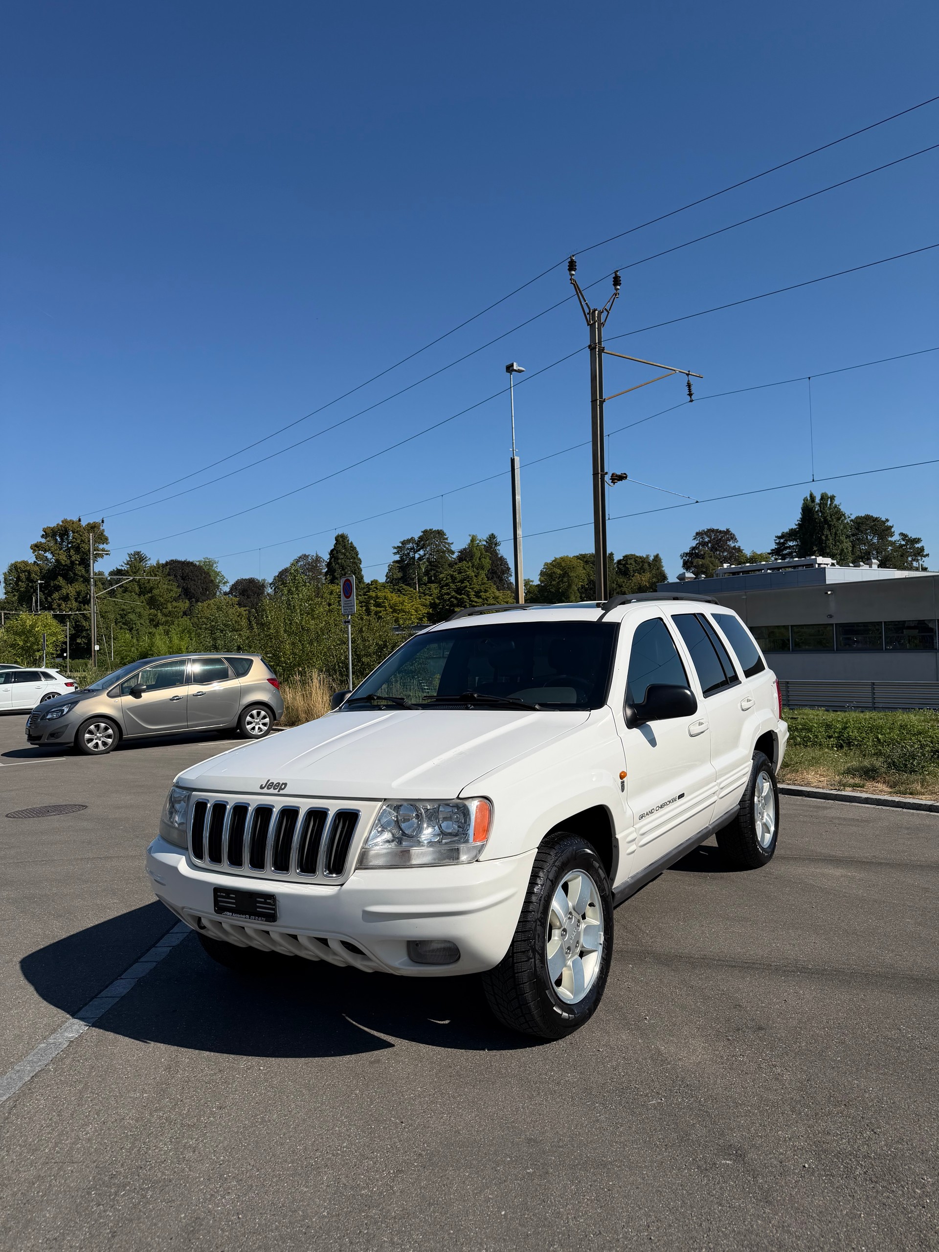 JEEP Grand Cherokee 4.7 Limited Freedom Automatic-image-3
