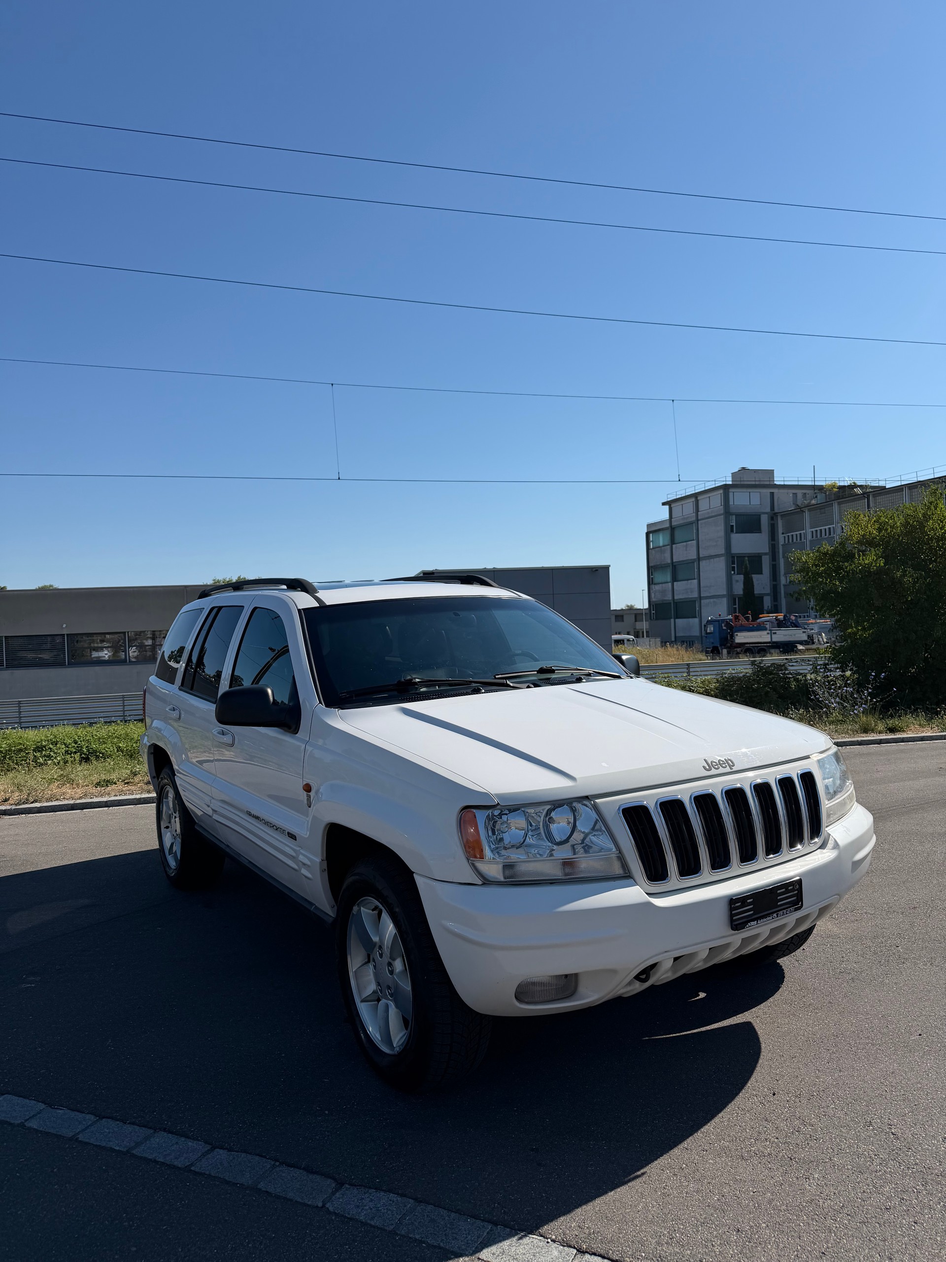 JEEP Grand Cherokee 4.7 Limited Freedom Automatic-image-1