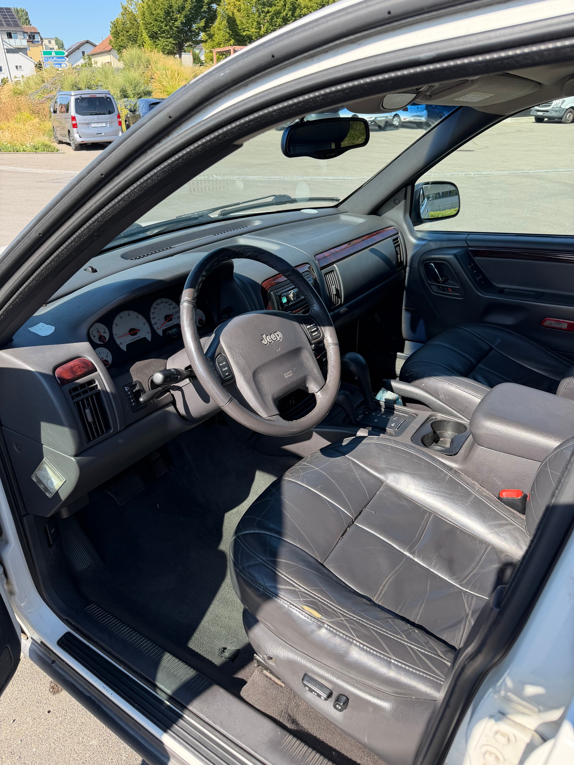 JEEP Grand Cherokee 4.7 Limited Freedom Automatic-image-7