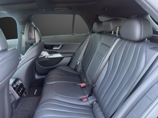 MERCEDES-BENZ E 220 d T 4M 9G-Tronic-image-9