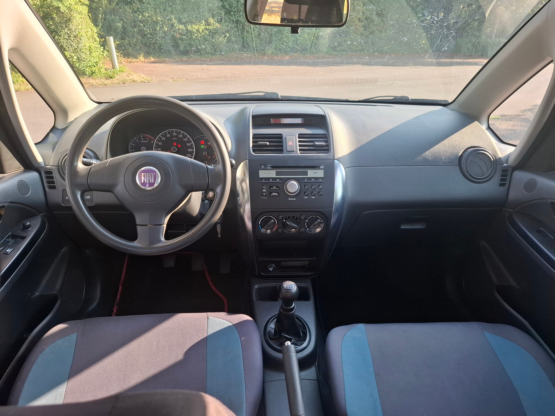 FIAT Sedici 1.6 4WD Dynamic-image-9