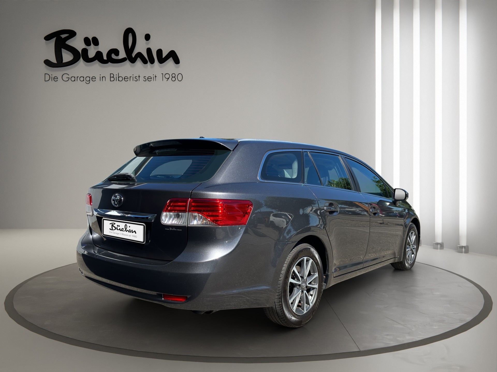TOYOTA Avensis Sportswagon 2.0 Linea Luna Multidrive-image-6