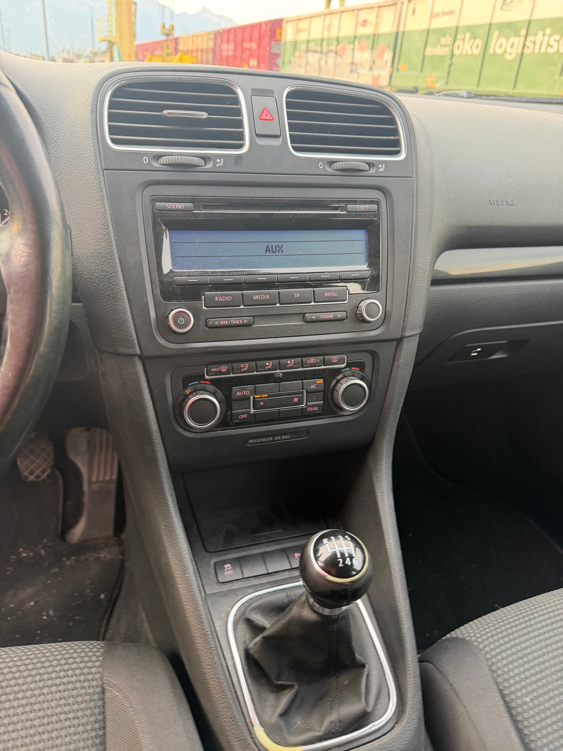 VW Golf Variant 1.4 TSI Trendline-image-9