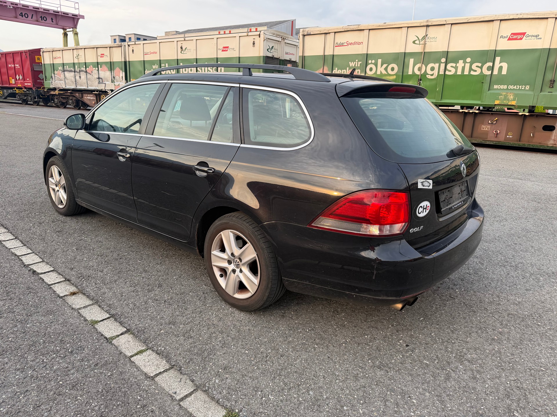 VW Golf Variant 1.4 TSI Trendline-image-5