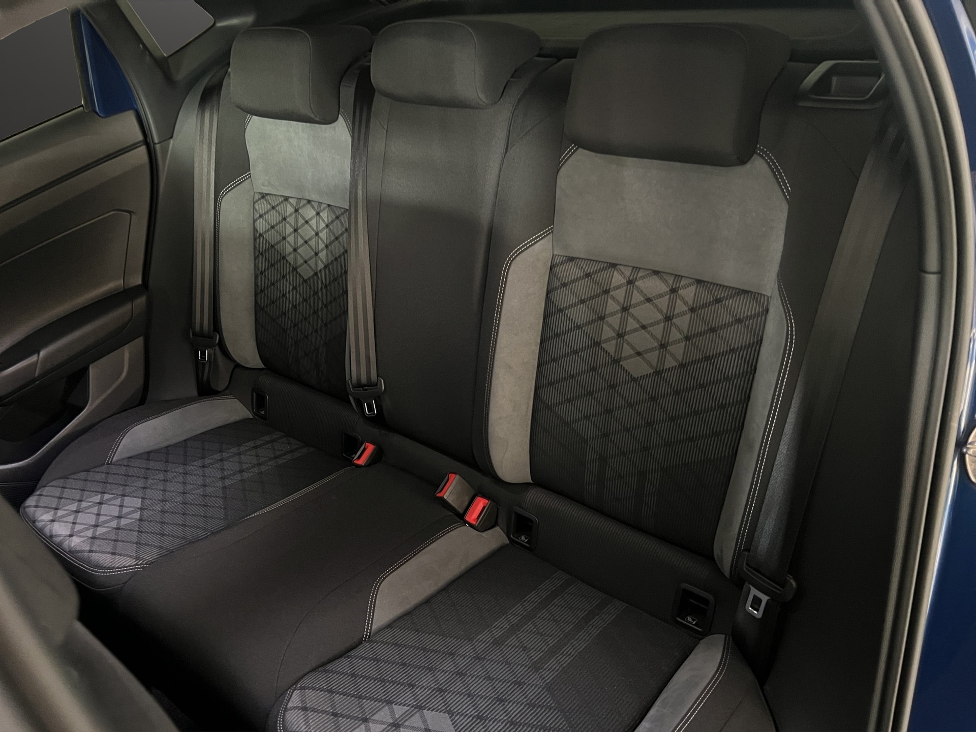VW Polo 1.0 TSI R-Line DSG-image-9