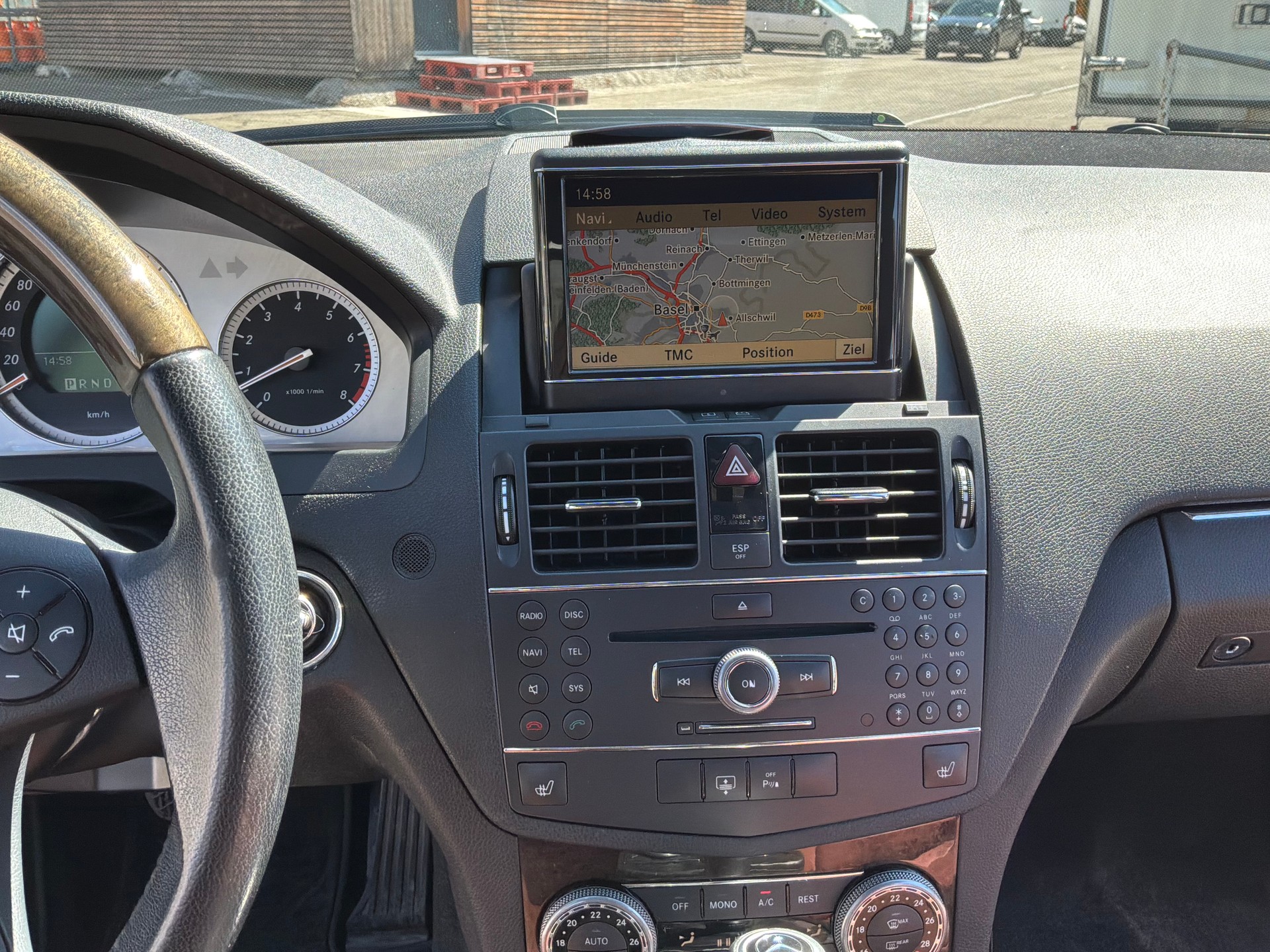 MERCEDES-BENZ C350 Executive 4Matic 7G-Tronic Top Fahrzeug-image-9
