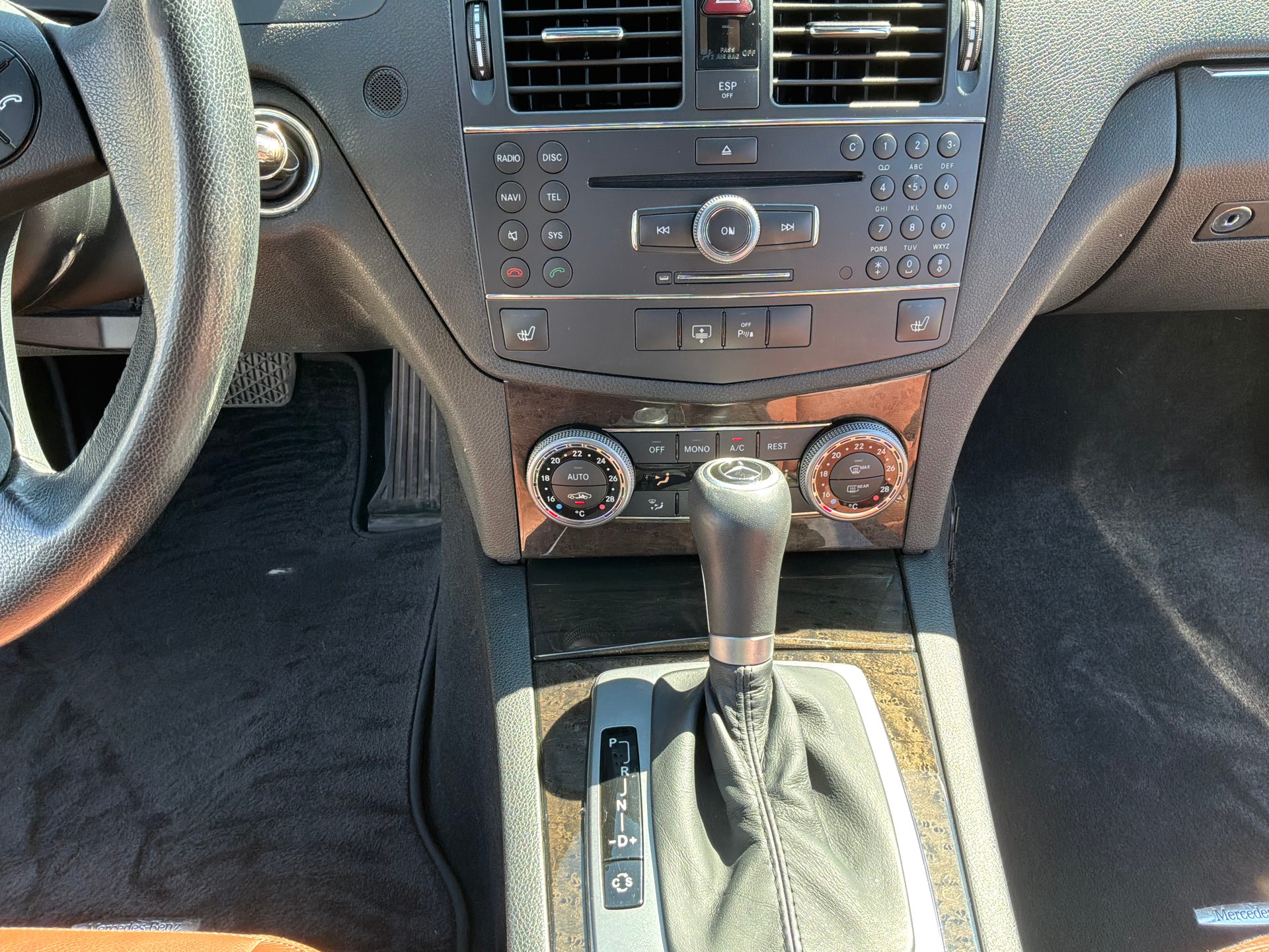 MERCEDES-BENZ C350 Executive 4Matic 7G-Tronic Top Fahrzeug-image-8
