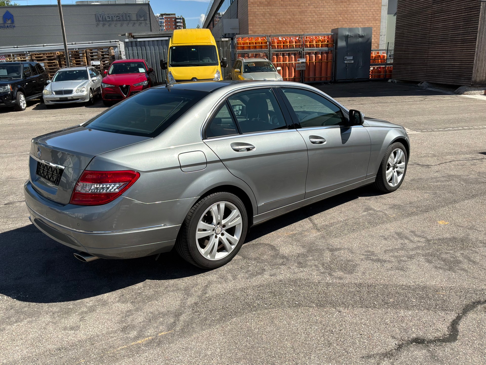 MERCEDES-BENZ C350 Executive 4Matic 7G-Tronic Top Fahrzeug-image-2