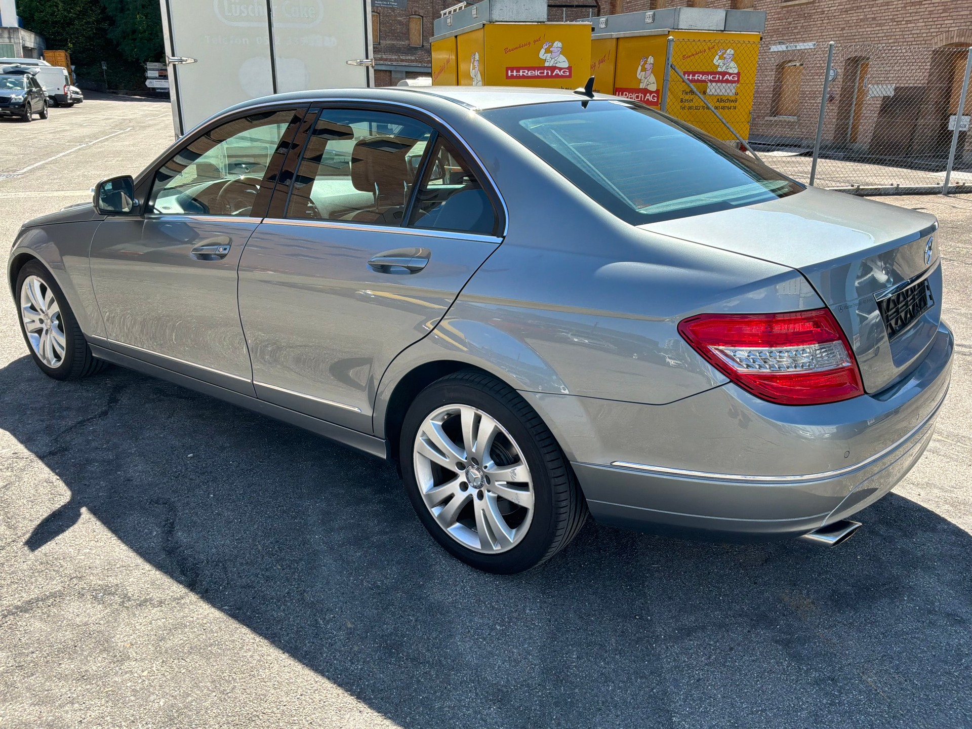 MERCEDES-BENZ C350 Executive 4Matic 7G-Tronic Top Fahrzeug-image-1