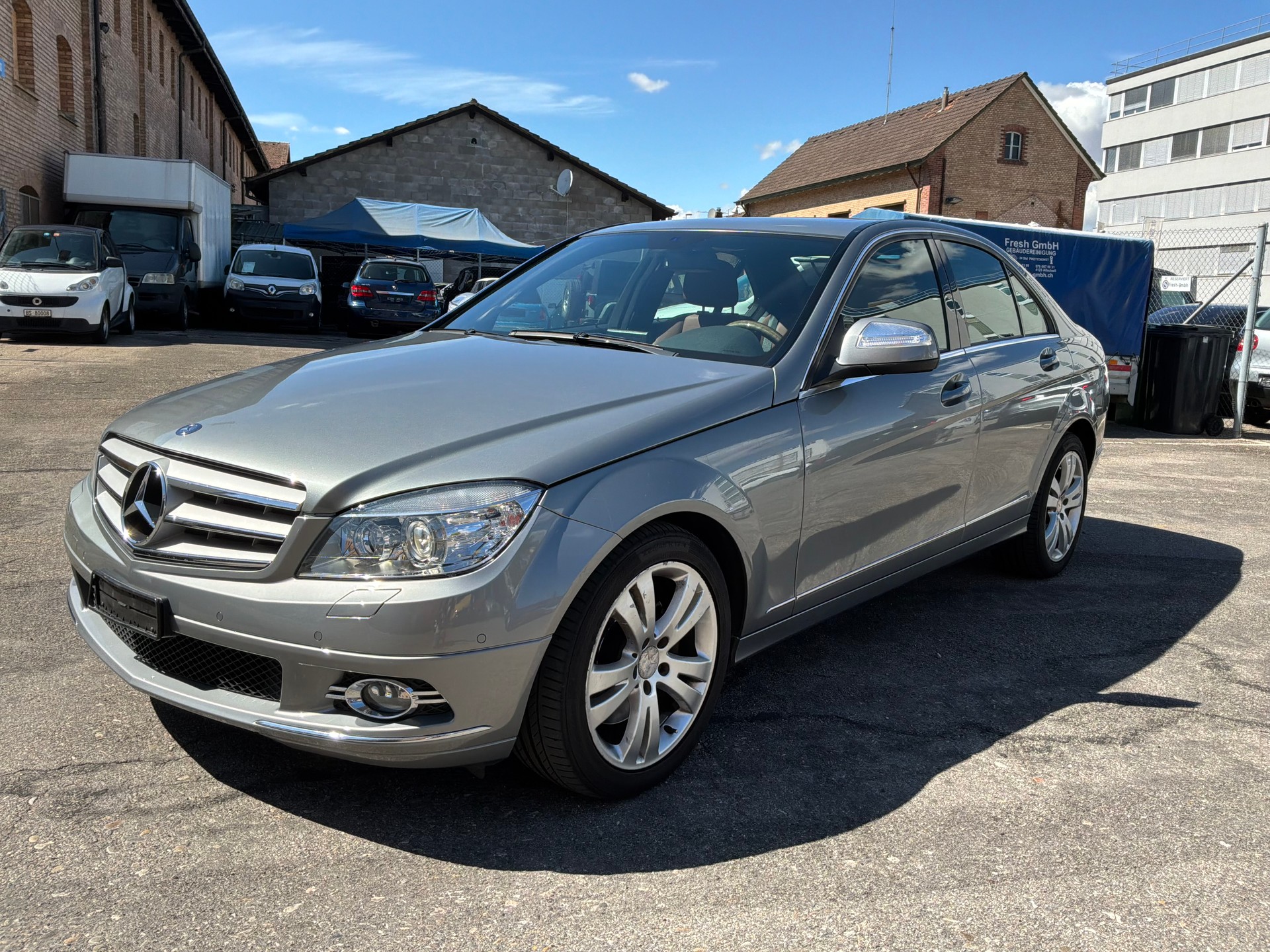 MERCEDES-BENZ C350 Executive 4Matic 7G-Tronic Top Fahrzeug-image-0