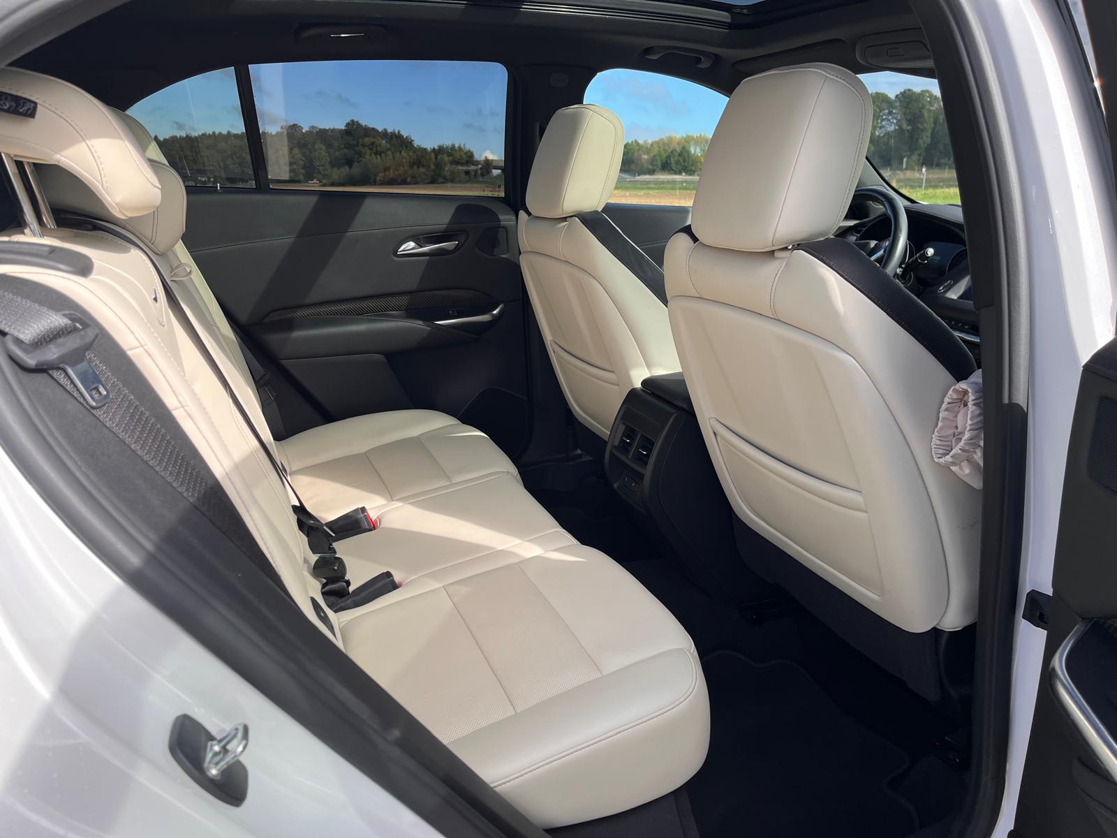 CADILLAC 2.0 T Premium Luxury AWD-image-5
