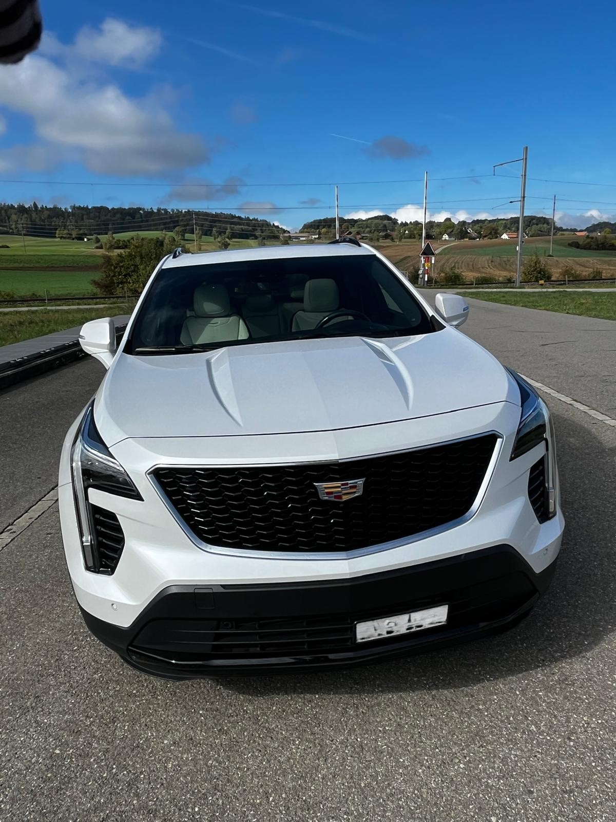 CADILLAC 2.0 T Premium Luxury AWD-image-1