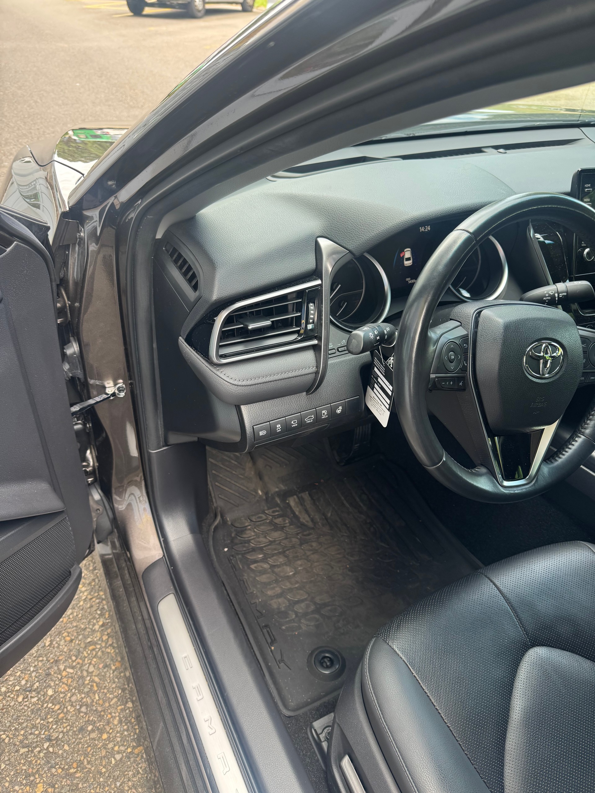 TOYOTA Camry 2.5 HSD e-CVT Premium-image-5