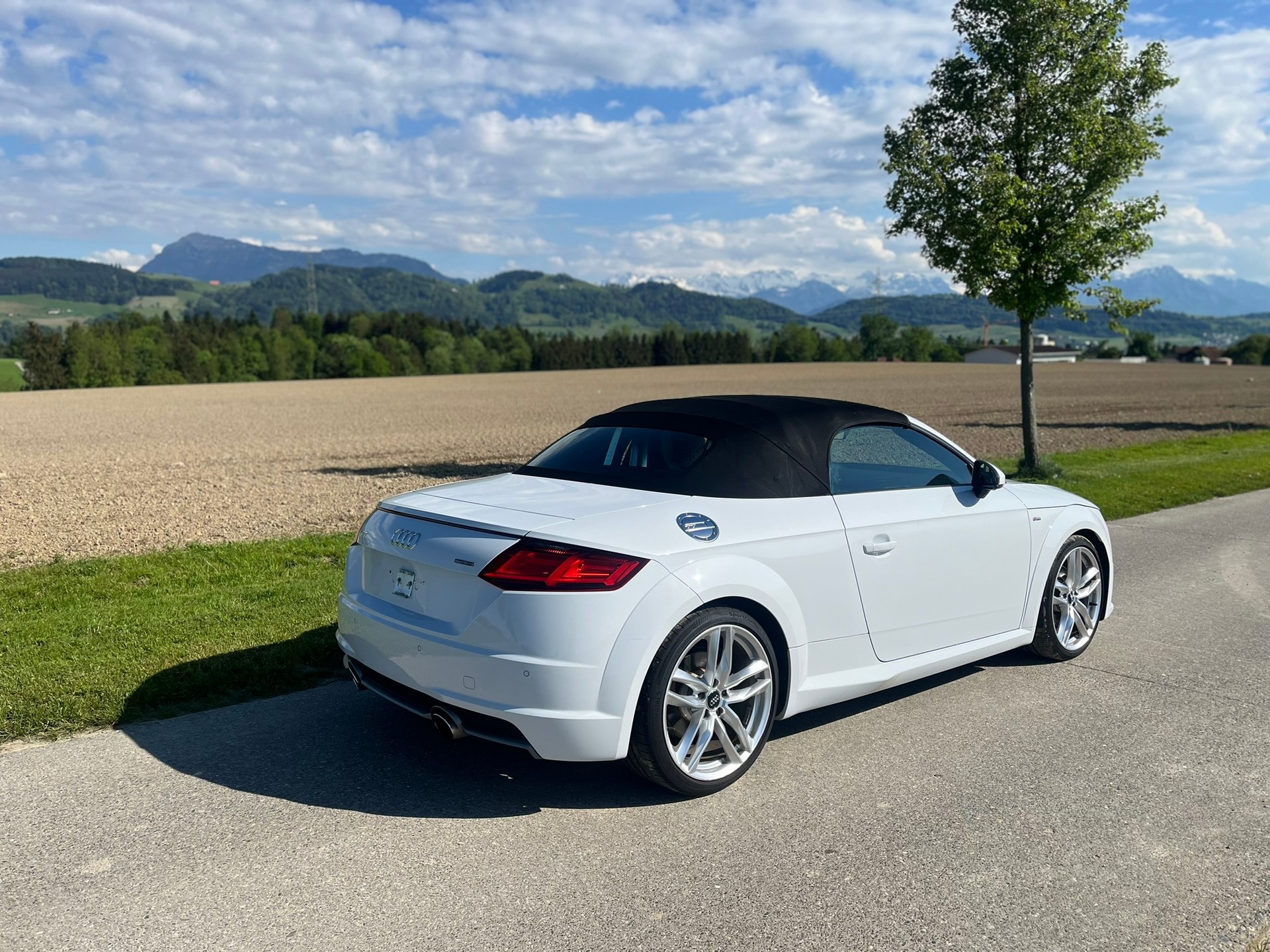 AUDI 2.0 TFSI quattro S-Tronic-image-3