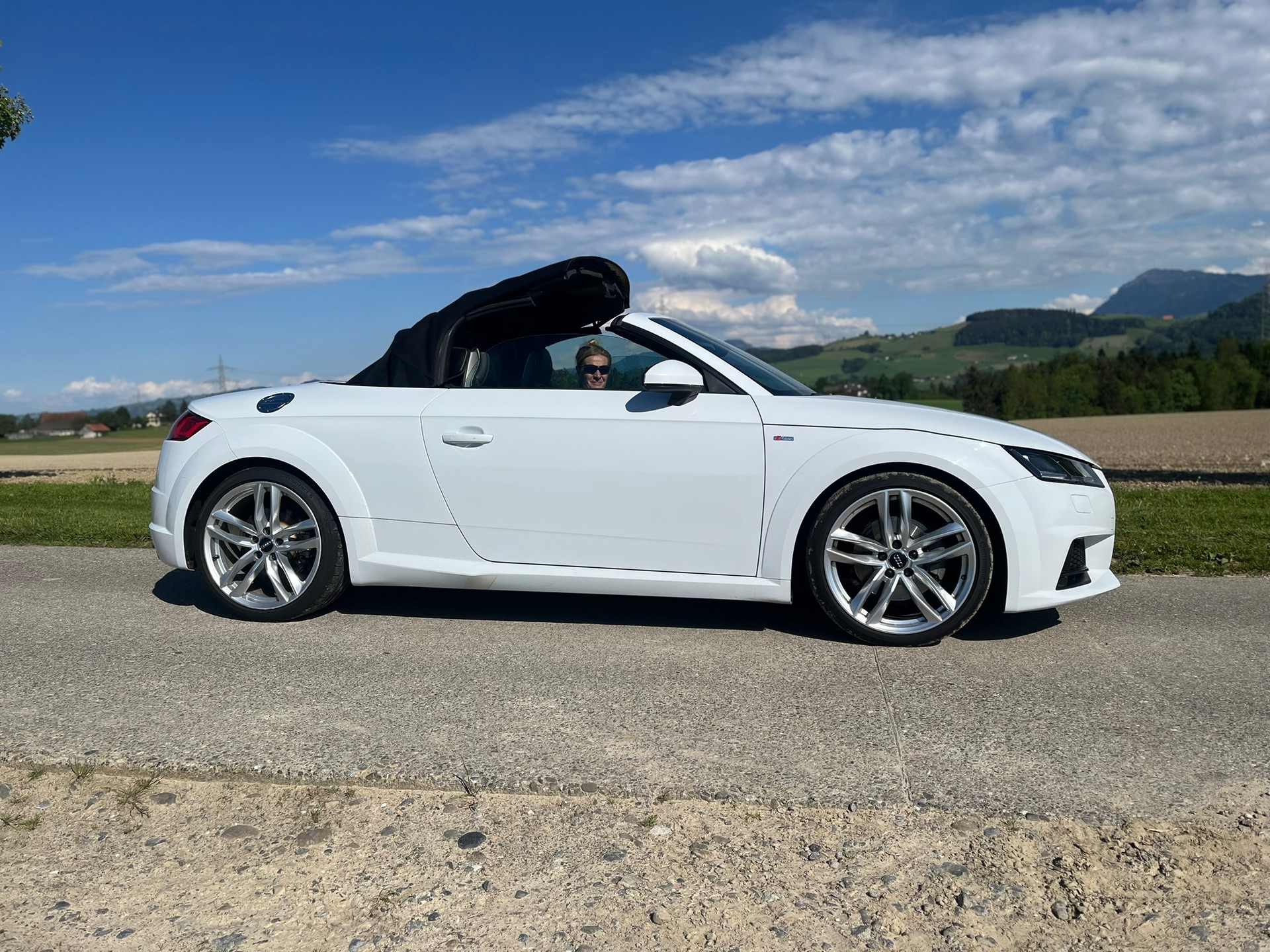 AUDI 2.0 TFSI quattro S-Tronic-image-10
