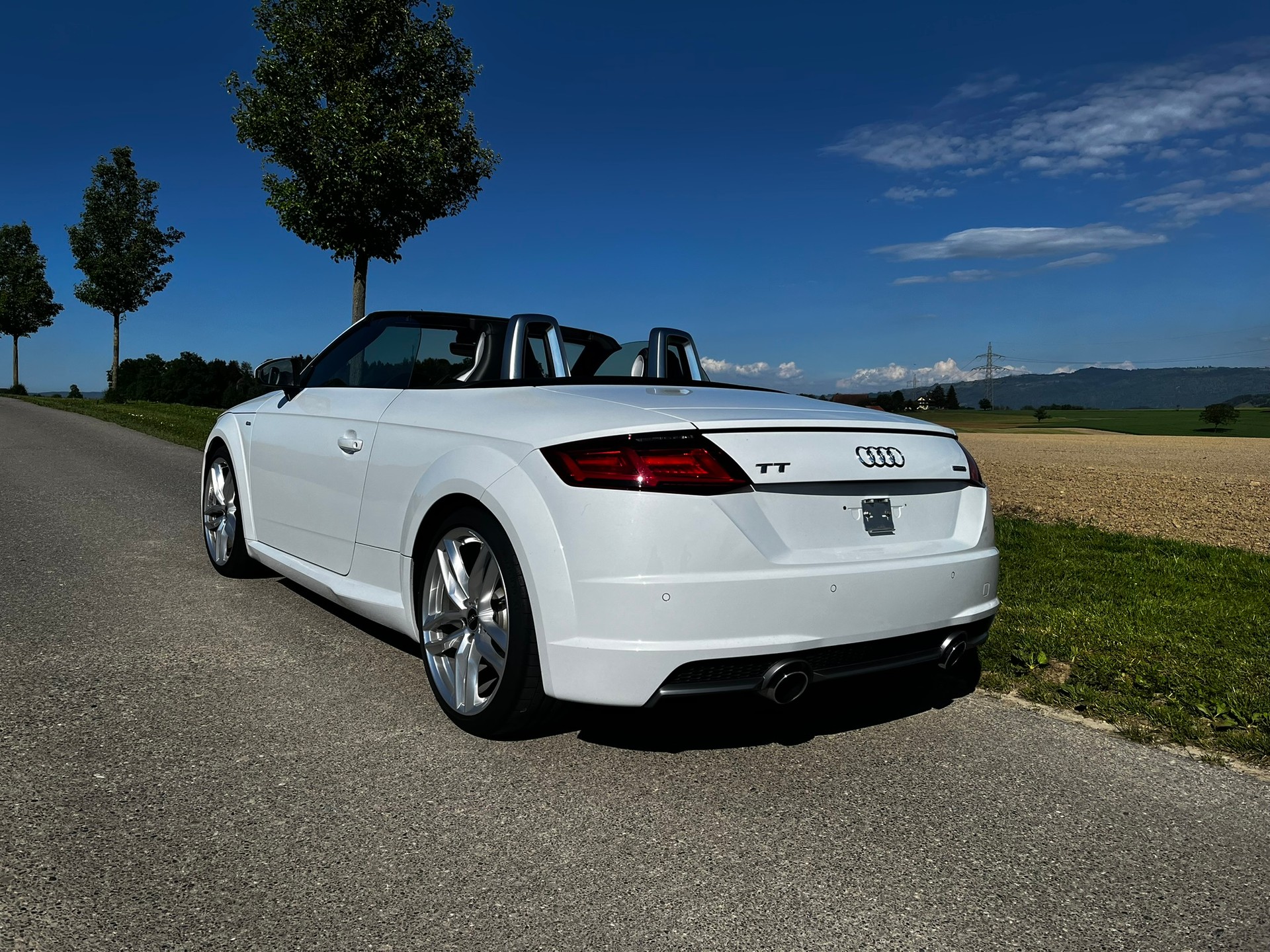 AUDI 2.0 TFSI quattro S-Tronic-image-1