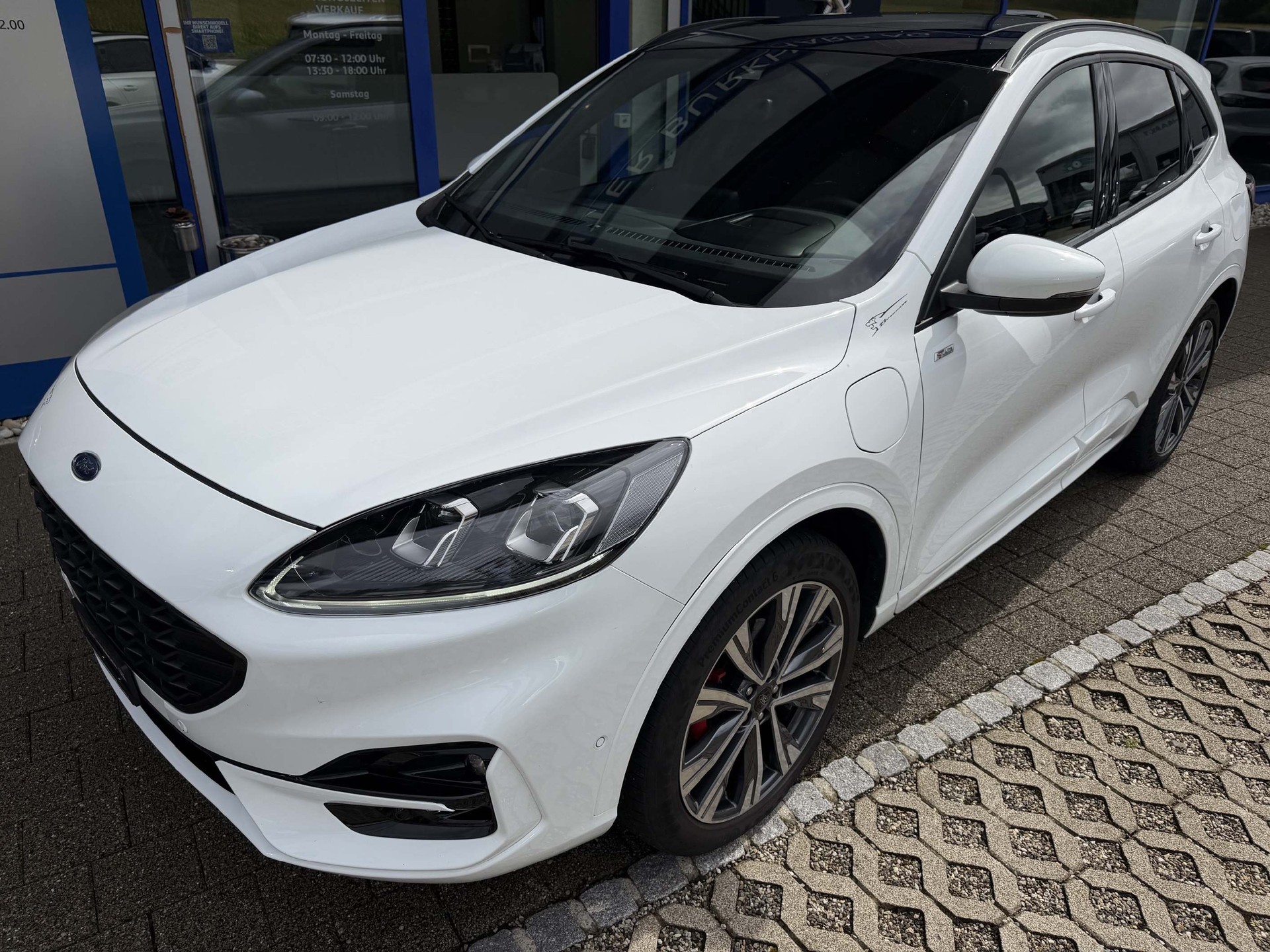 FORD Kuga 2.5 Plug-in Hybrid ST-Line X-image-1