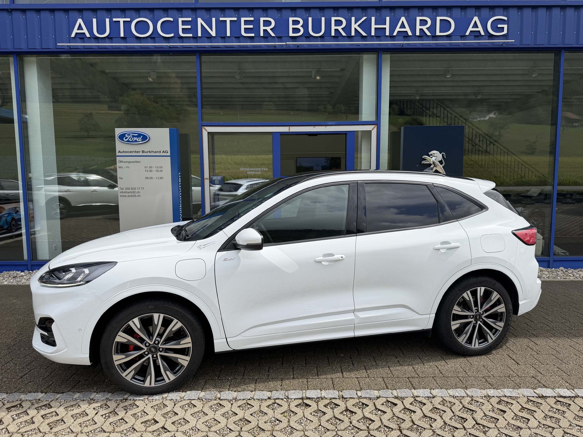 FORD Kuga 2.5 Plug-in Hybrid ST-Line X-image-0