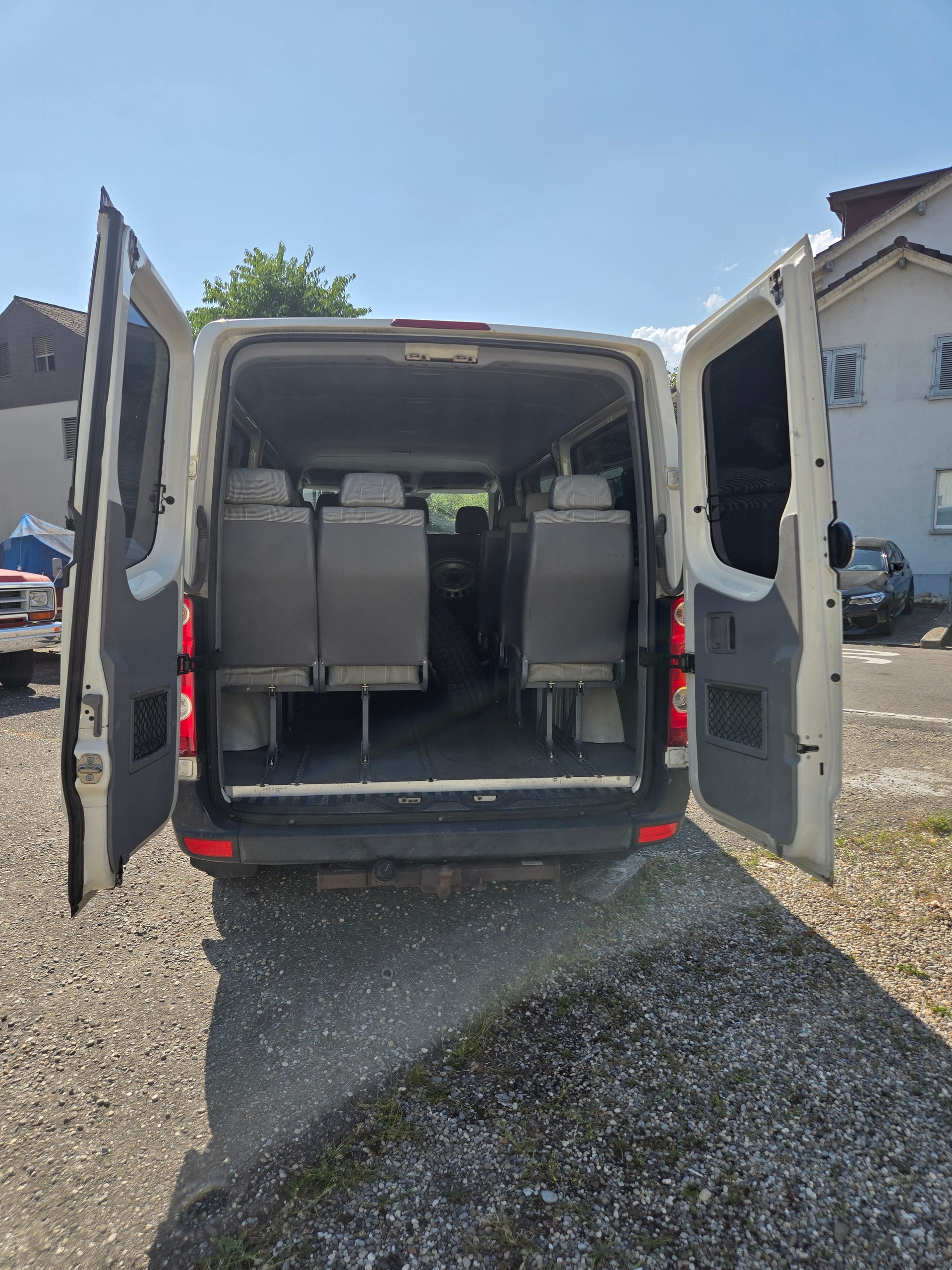 VW Crafter 35 2.5 TDI 109 PS-image-15