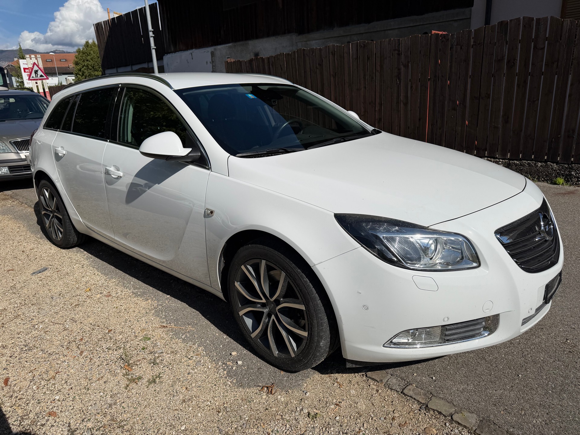 OPEL Insignia ST 2.0 Turbo Cosmo 4WD Aut.-image-1