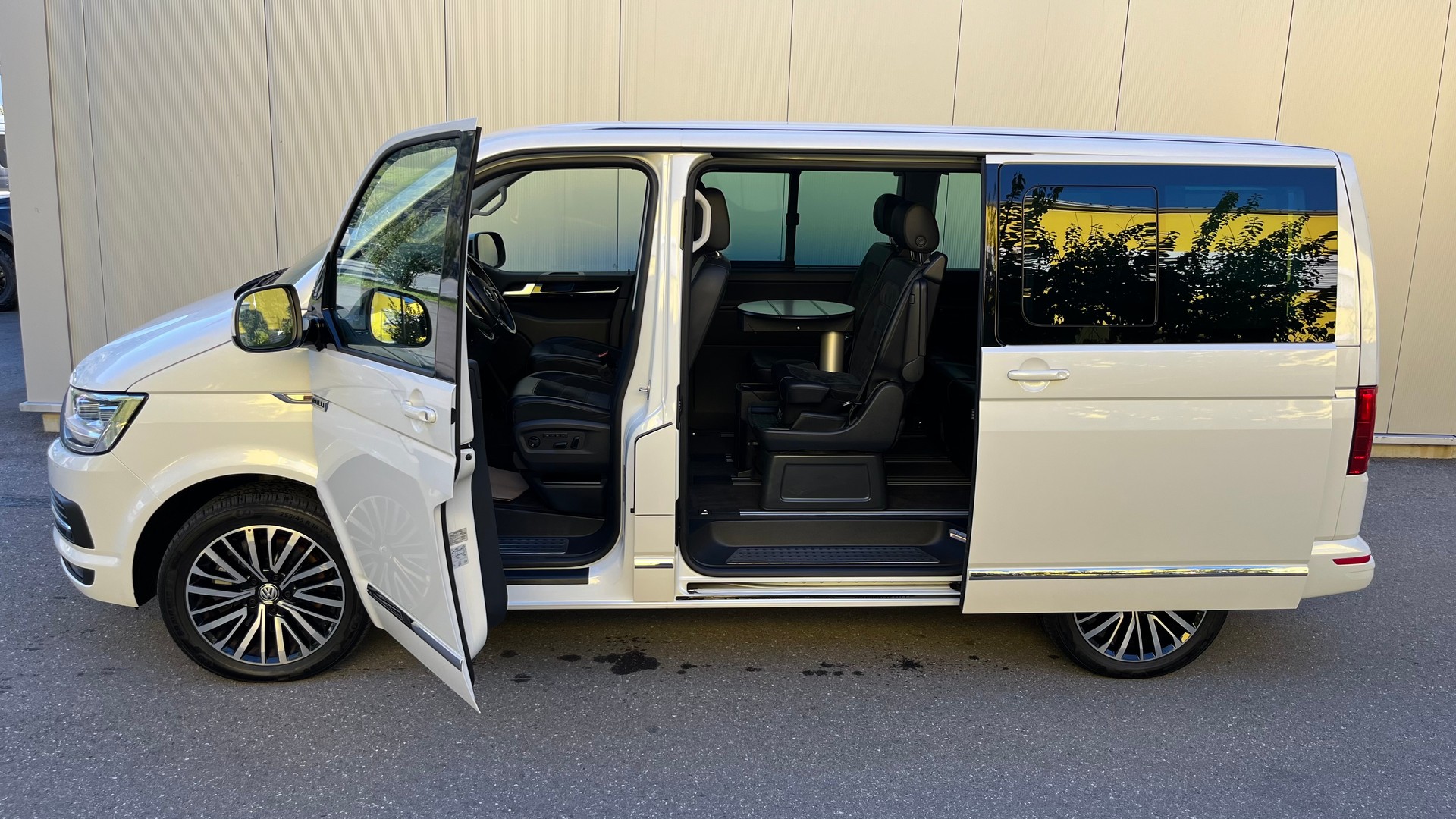 VW T6 Multivan 2.0 Bi-TDI Highline 4Motion DSG-image-7