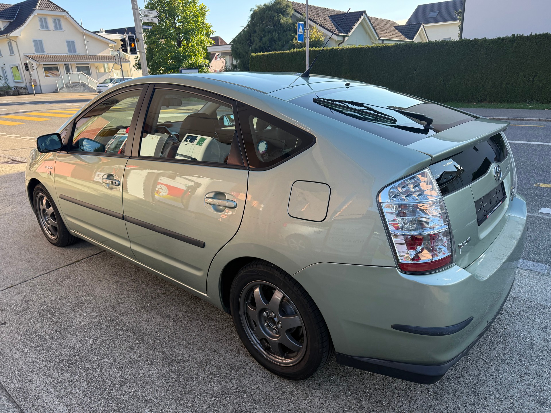 TOYOTA Prius 1.5 16V Hybrid-image-5