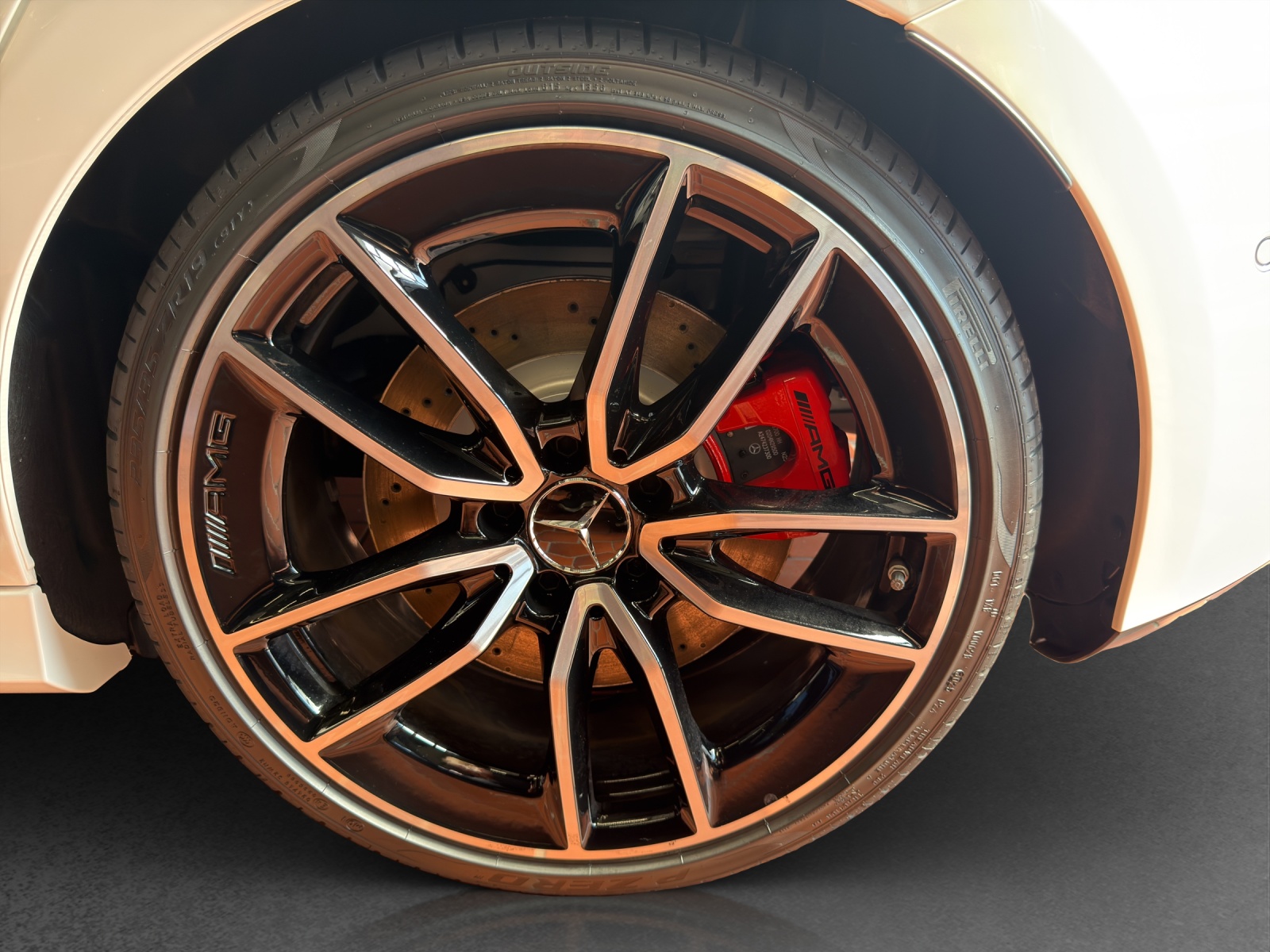 MERCEDES-BENZ A AMG 35 4Matic 8G-DCT-image-20