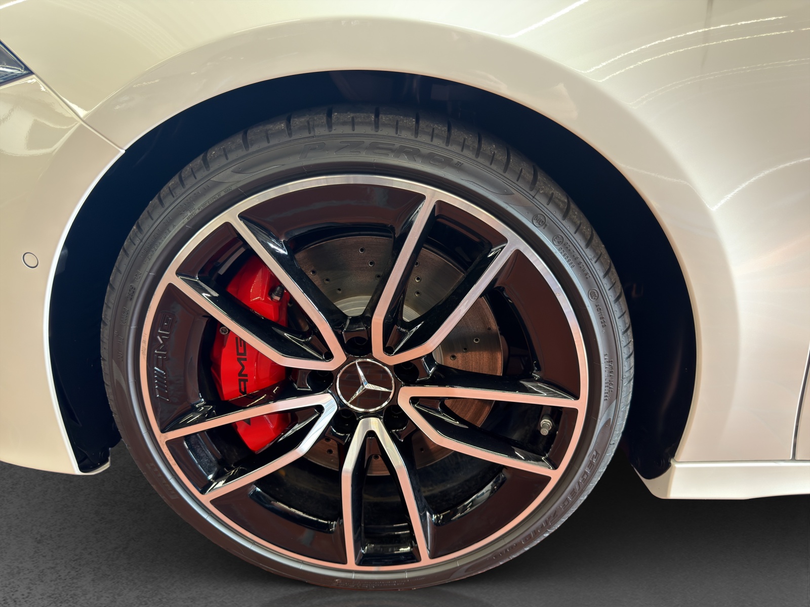 MERCEDES-BENZ A AMG 35 4Matic 8G-DCT-image-19