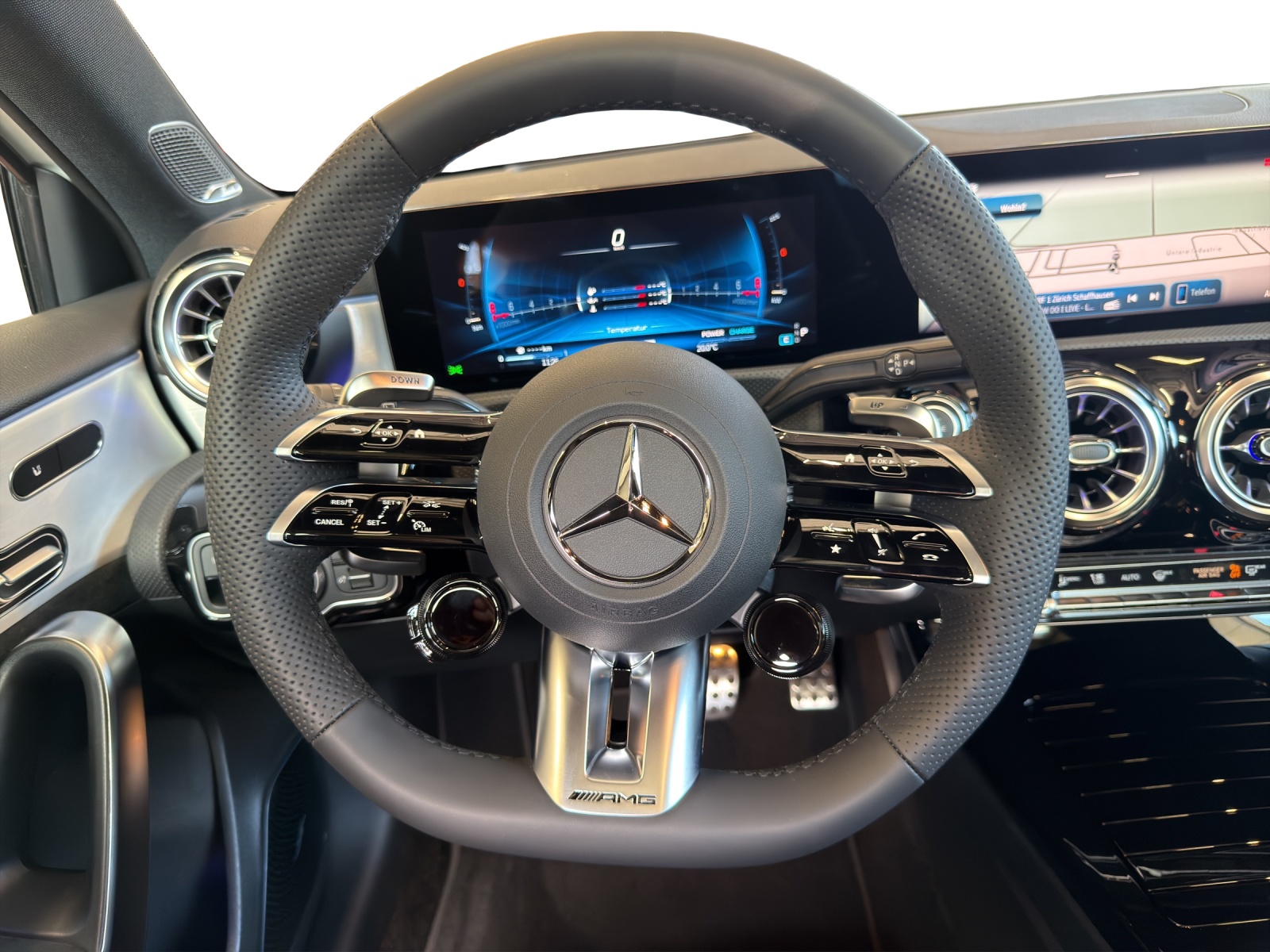 MERCEDES-BENZ A AMG 35 4Matic 8G-DCT-image-9