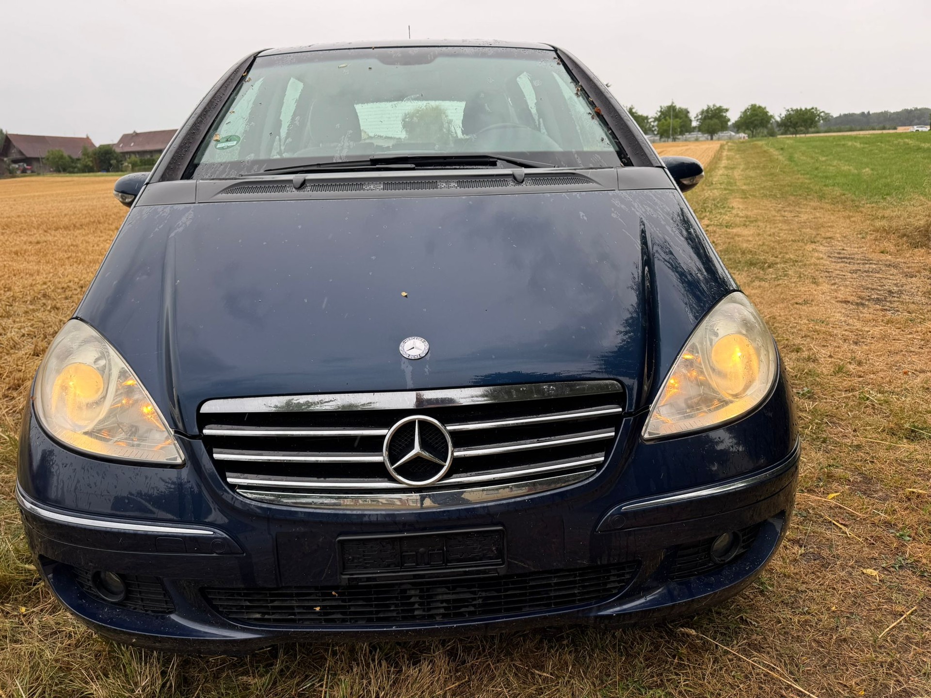 MERCEDES-BENZ A 200 Avantgarde-image-1
