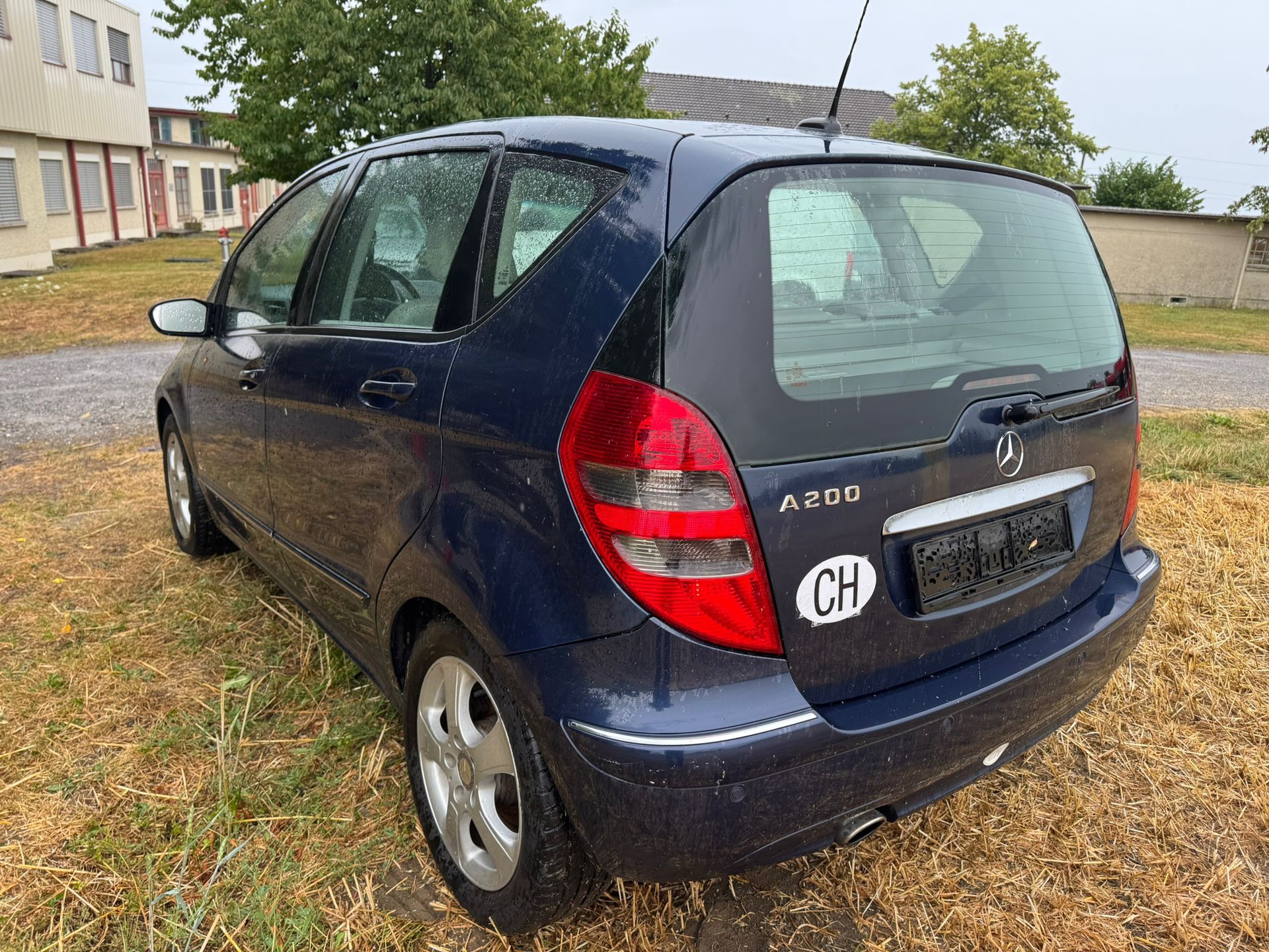 MERCEDES-BENZ A 200 Avantgarde-image-5