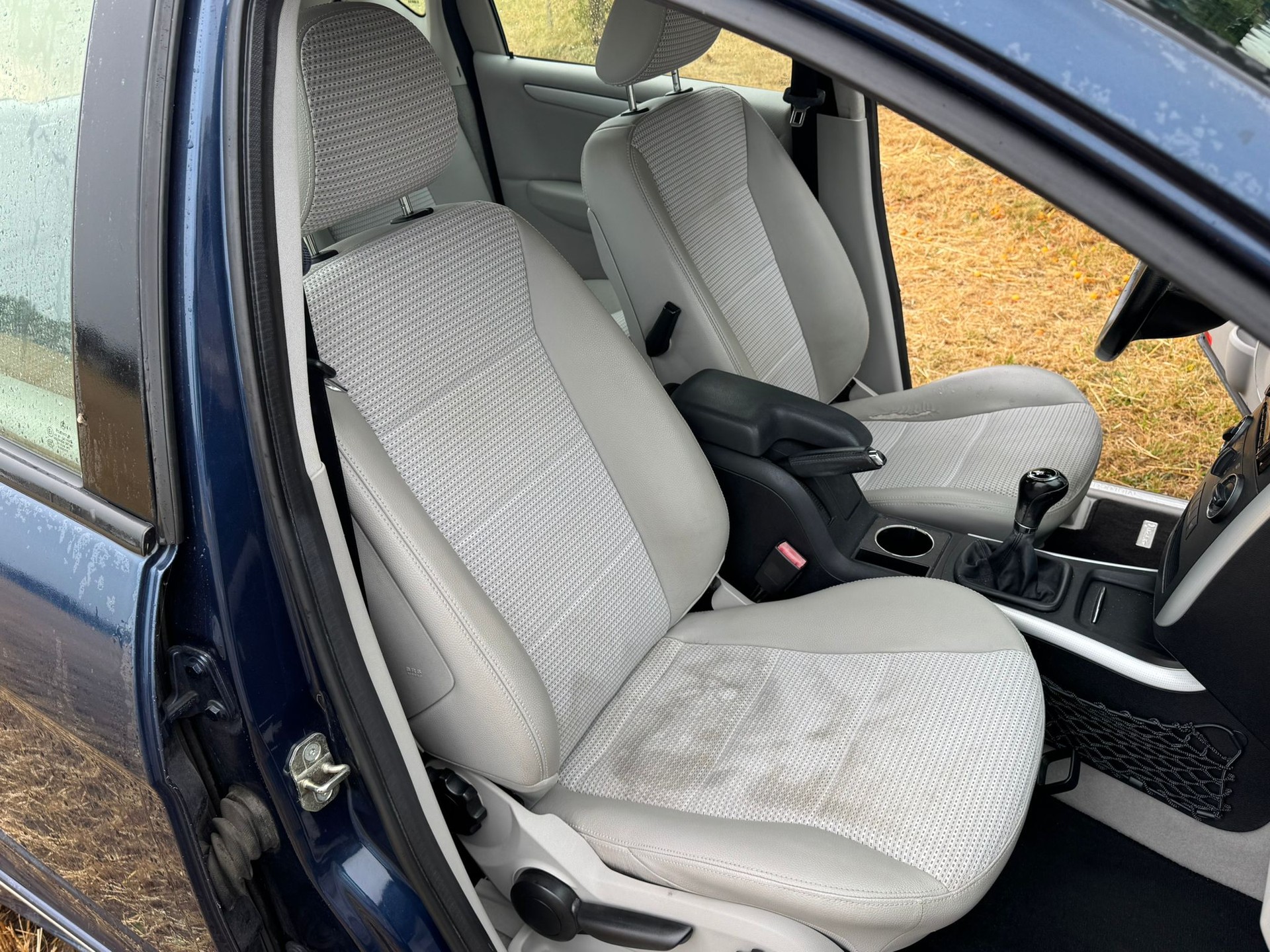 MERCEDES-BENZ A 200 Avantgarde-image-13
