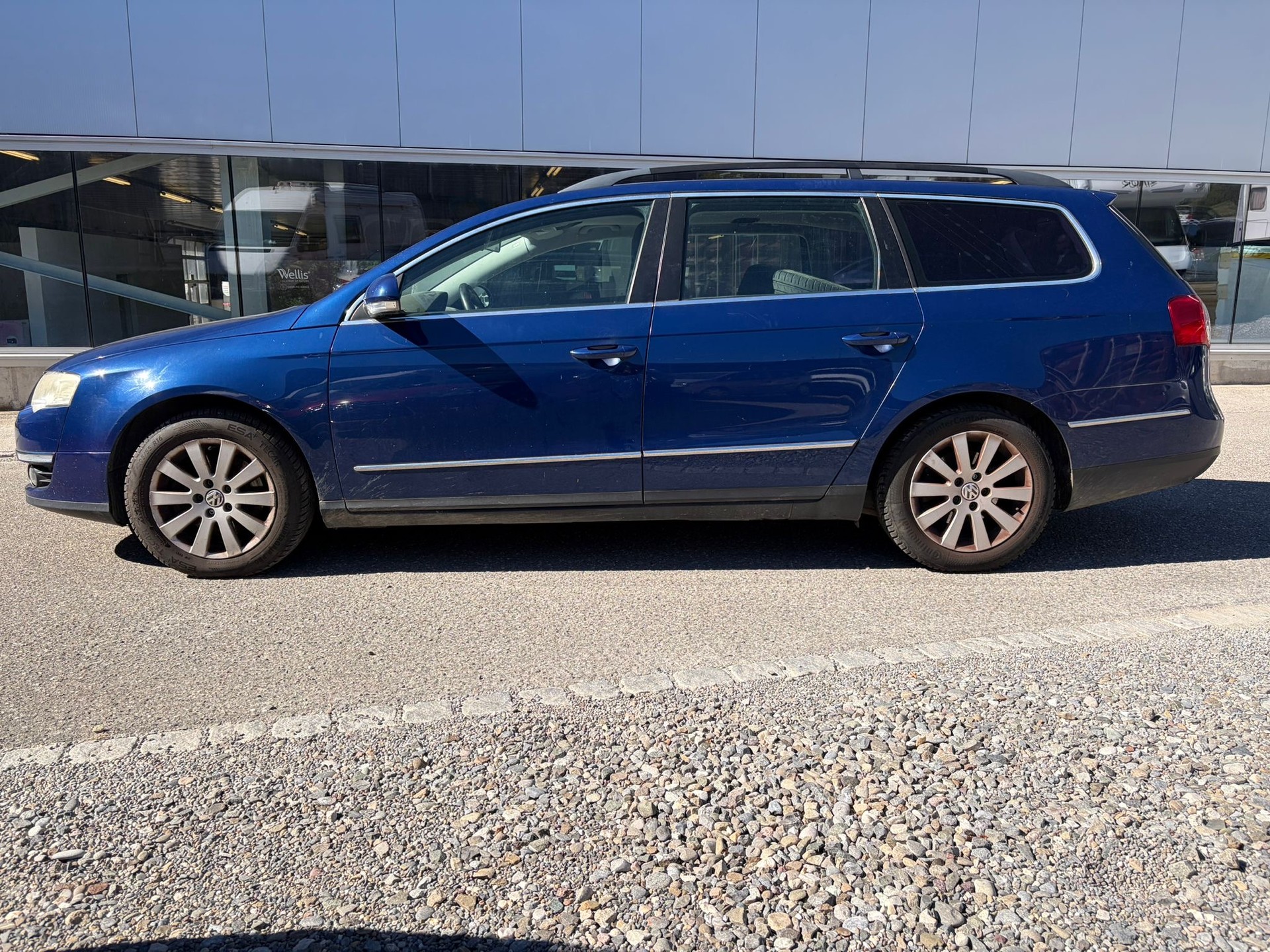 VW Passat Variant 2.0T FSI Highline-image-10