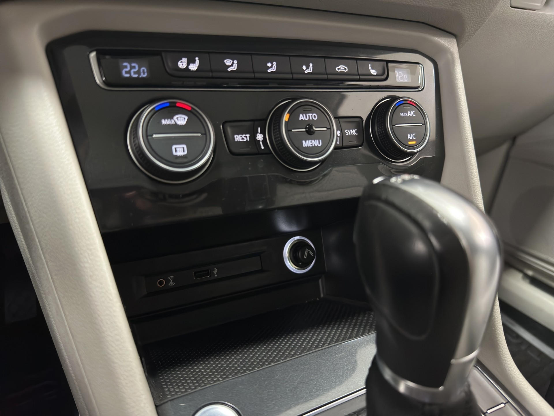 VW Tiguan 2.0 TDI SCR Highline4Motion DSG-image-26