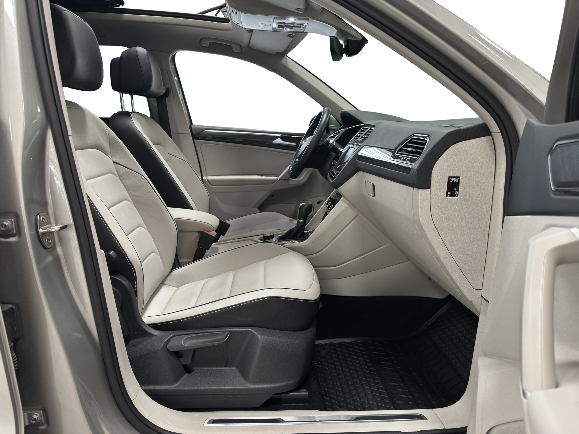 VW Tiguan 2.0 TDI SCR Highline4Motion DSG-image-7