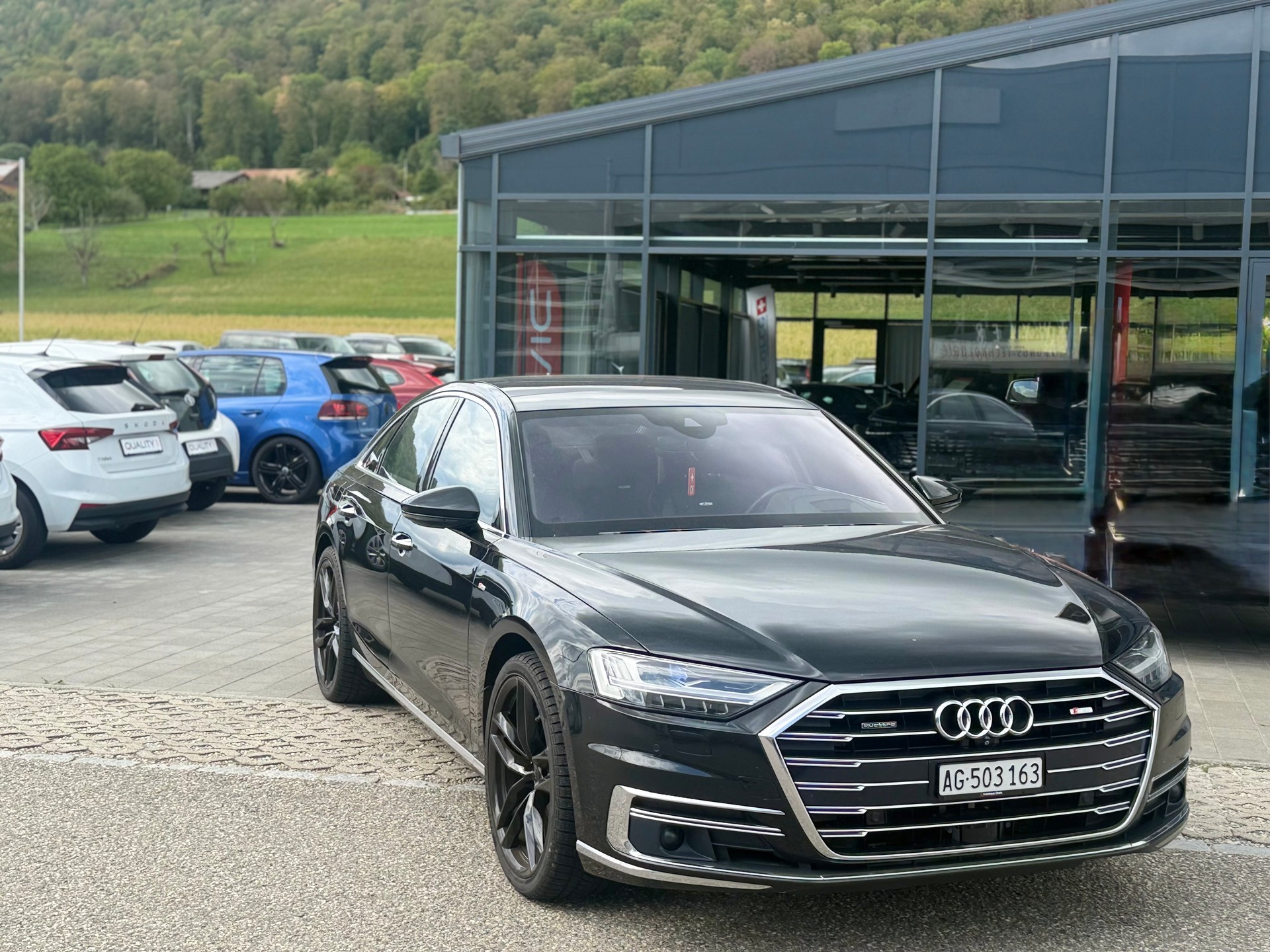 AUDI A8 55 TFSI quattro tiptronic-showroom-element-1