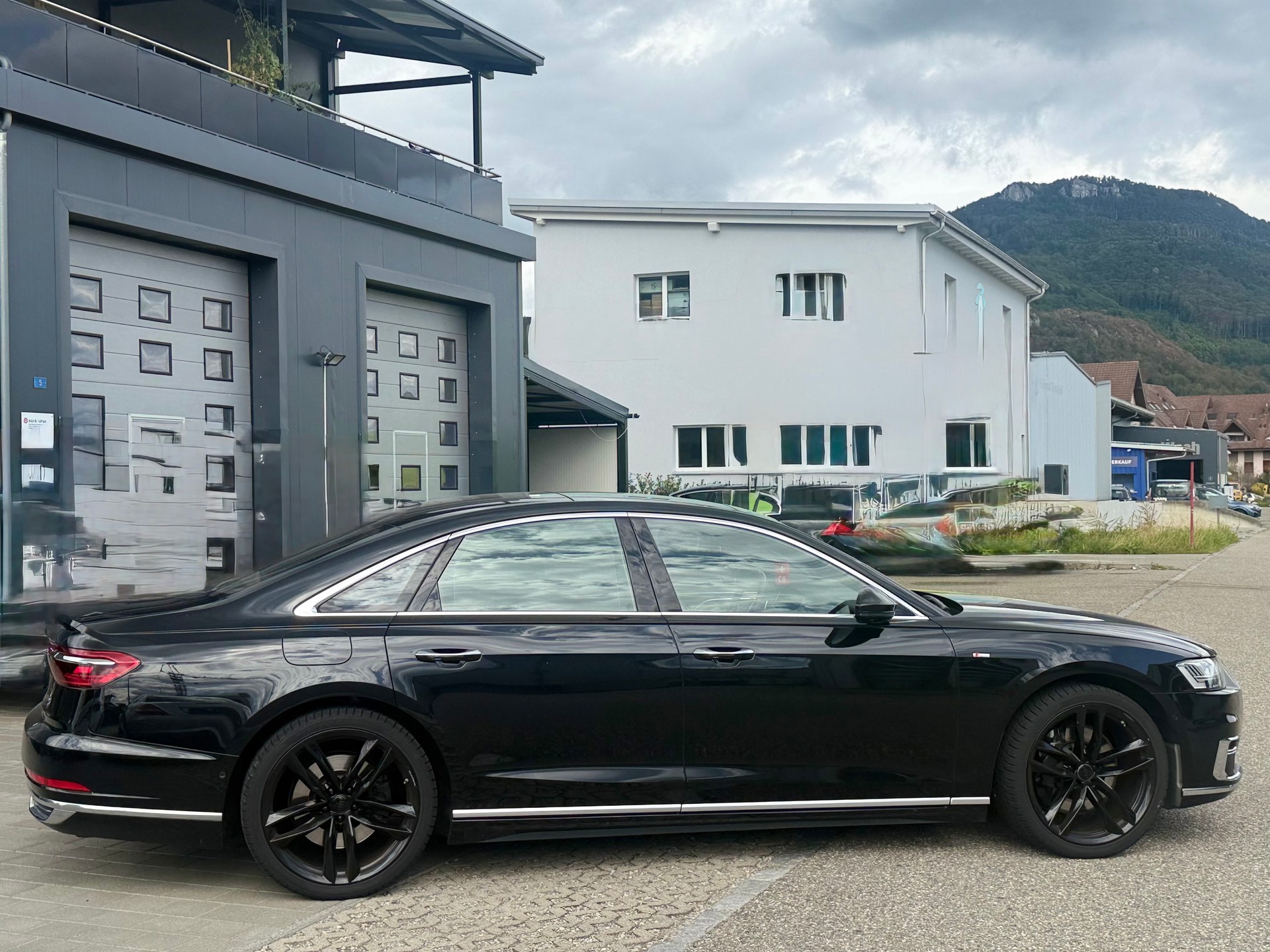 AUDI A8 55 TFSI quattro tiptronic-showroom-element-2