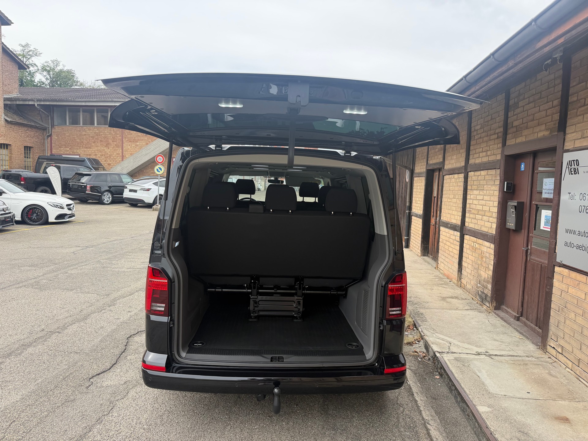 VW T6.1 Caravelle 2.0 TDI Trendline Liberty DSG-image-4