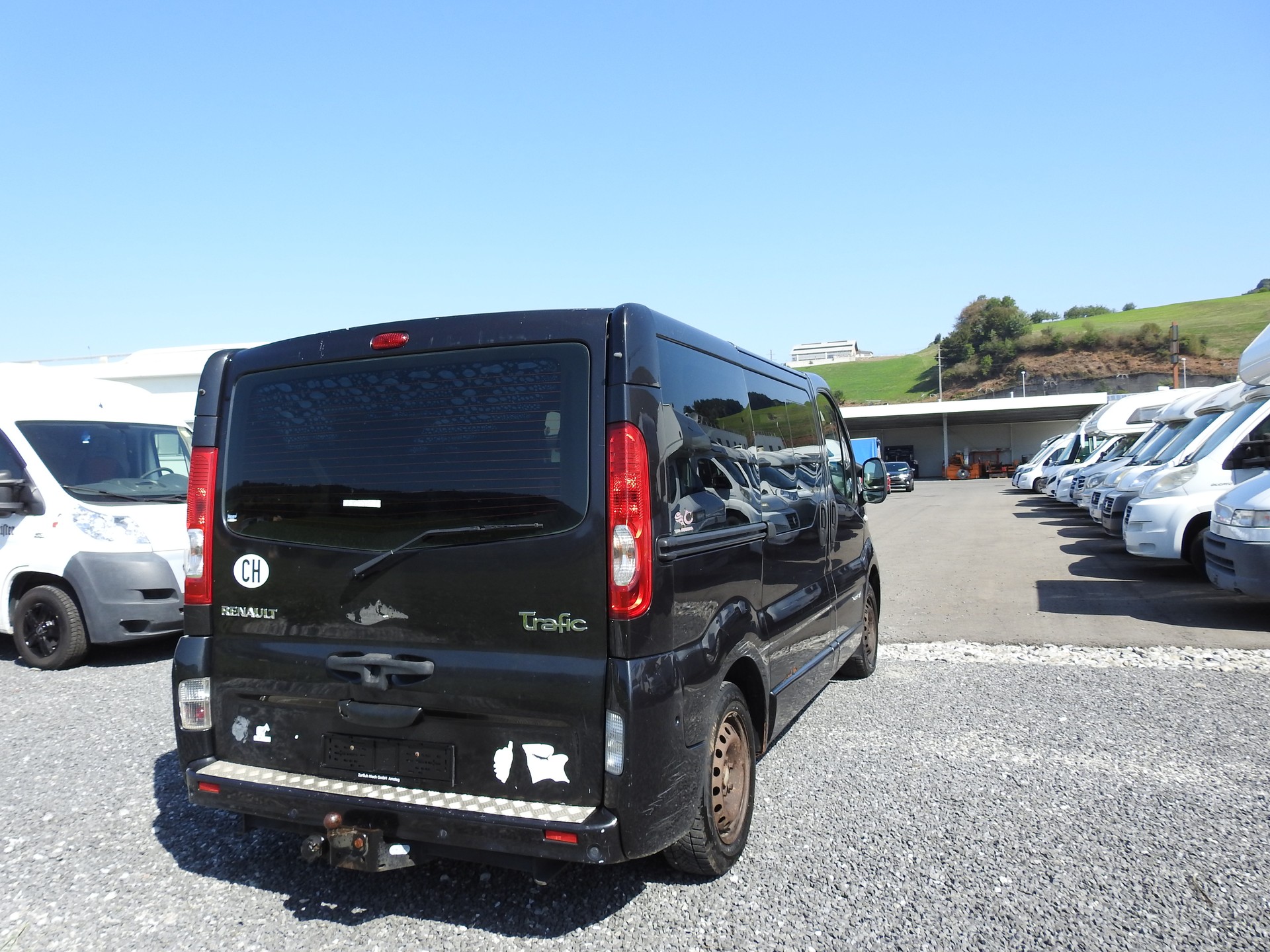 RENAULT Trafic 2.0 dCi-image-5