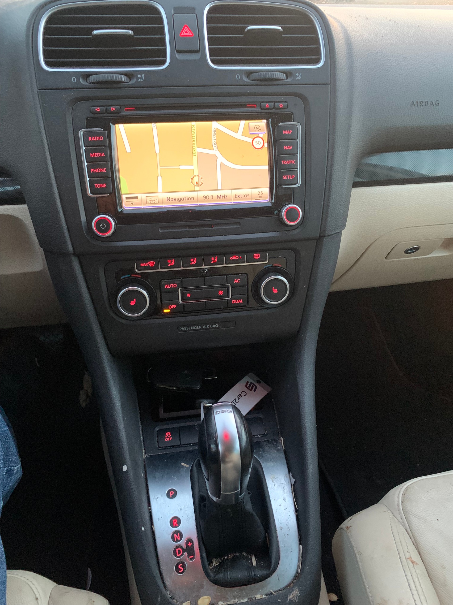 VW Golf 1.4 TSI Highline DSG-image-9