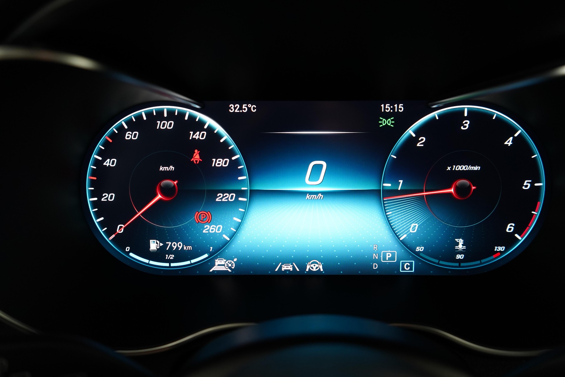 MERCEDES-BENZ GLC-Klasse X253 GLC 220 d AMG Line 4m-image-1