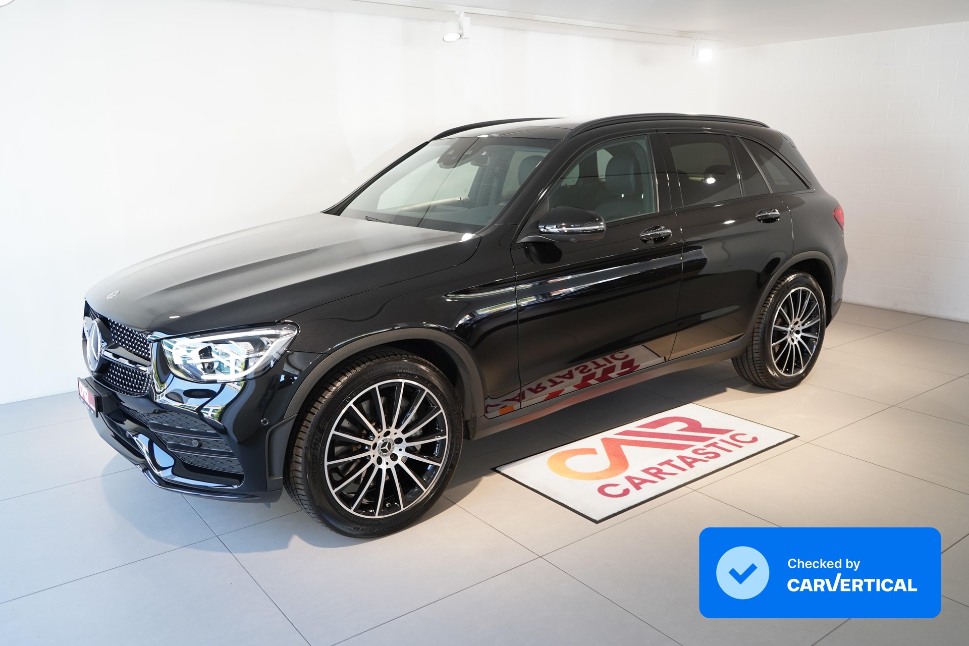 MERCEDES-BENZ GLC-Klasse X253 GLC 220 d AMG Line 4m-image-0