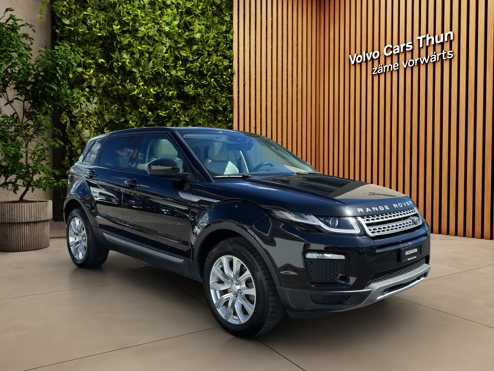 LAND ROVER Range Rover Evoque 2.0 TD4 Advantage-showroom-element-2