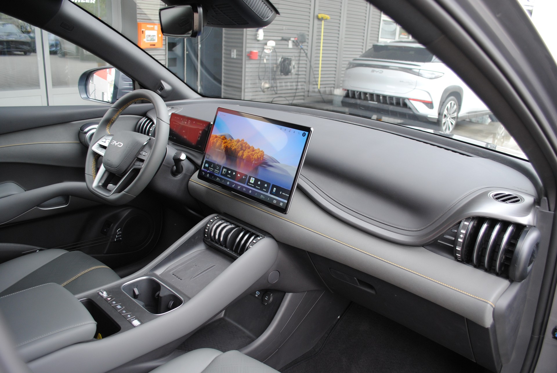 BYD Atto 3 EVO 74.8 kWh Excellence AWD-image-14