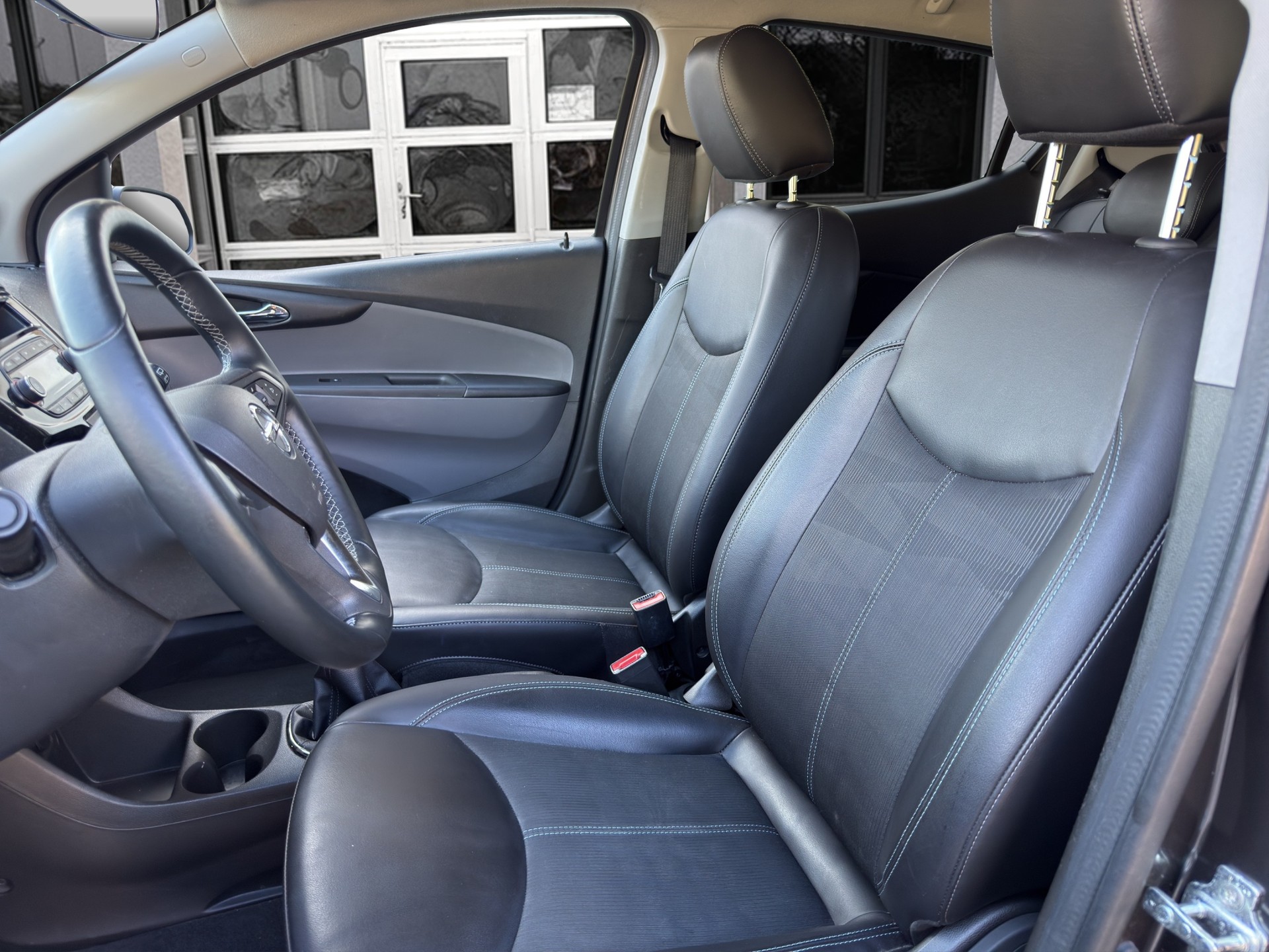 OPEL Karl 1.0 EcoFLEX Cosmo-image-12